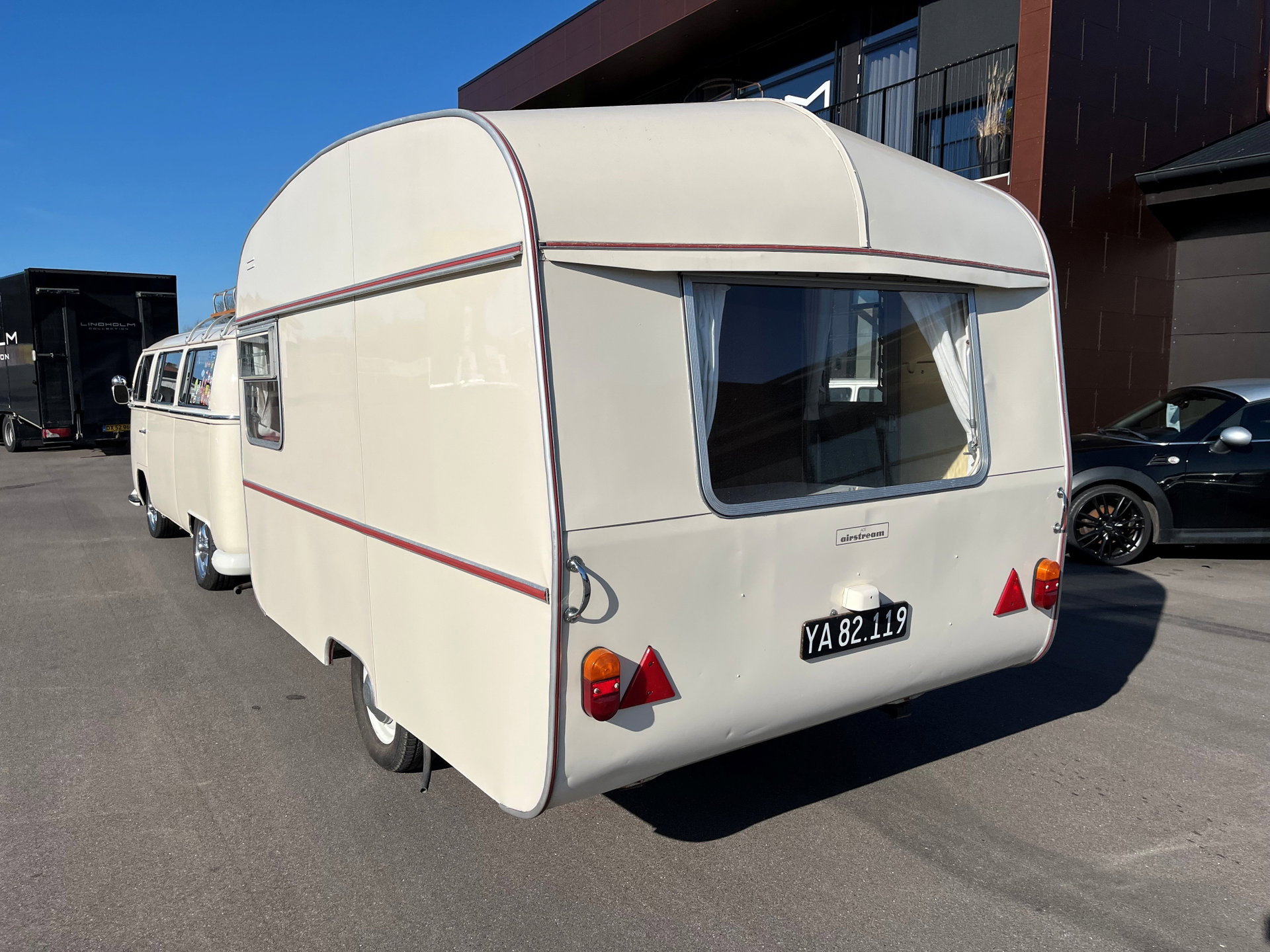 1967 VW T2 - Westfalia with caravan - UNIQUE!, foto 8