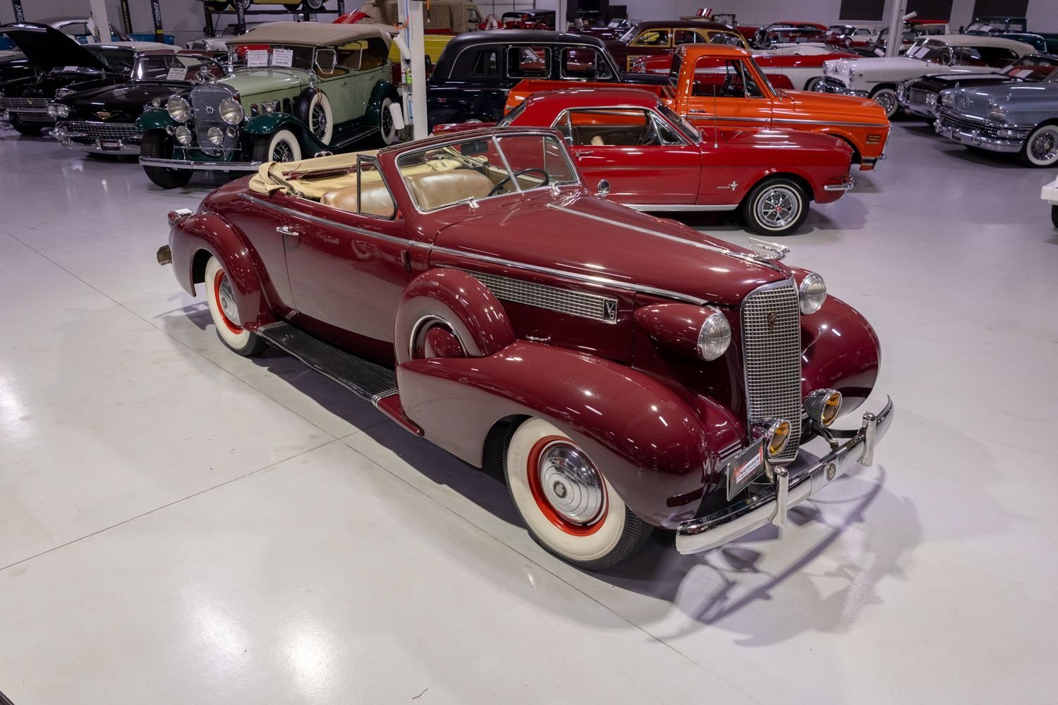 1937 Cadillac Series 60 - Convertible Coupe, foto 10