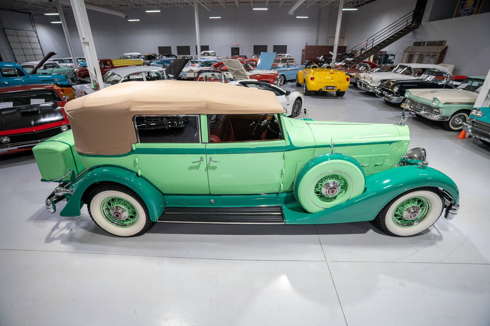 1934 Packard V 12 - Dietrich Convertible Sedan, foto 4