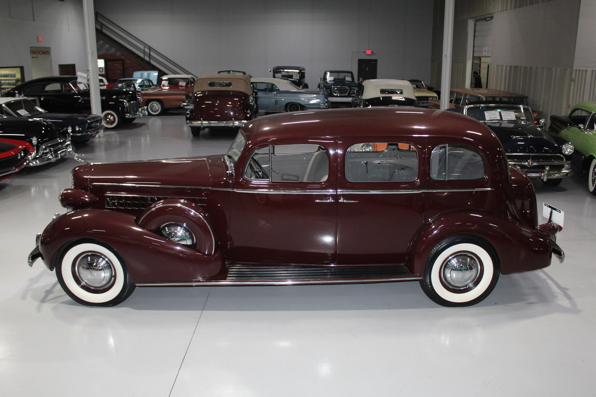 1936 Cadillac Series 85 - Fleetwood Touring Sedan, foto 12