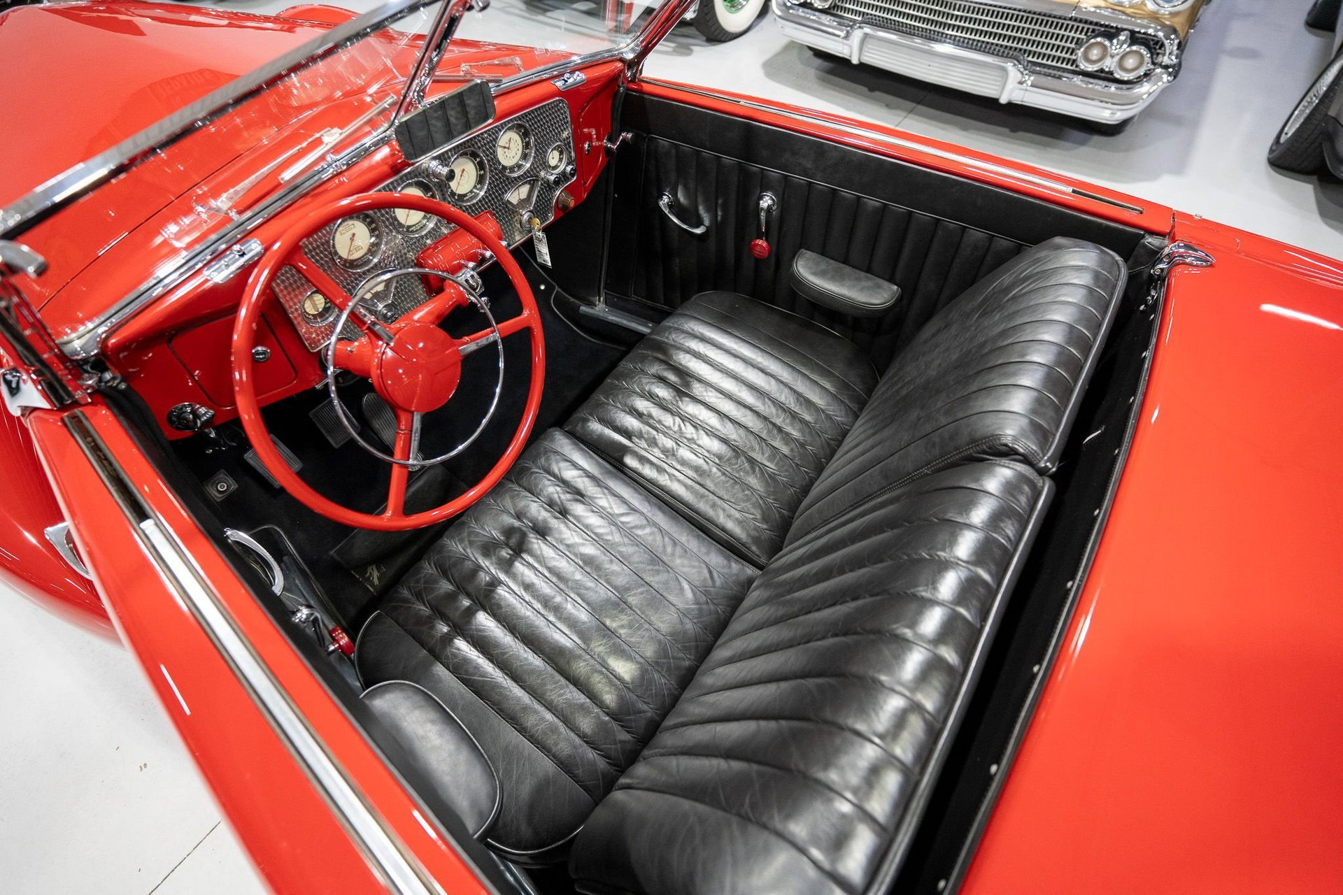 1936 Cord 810 - Sportsman Convertible, foto 2