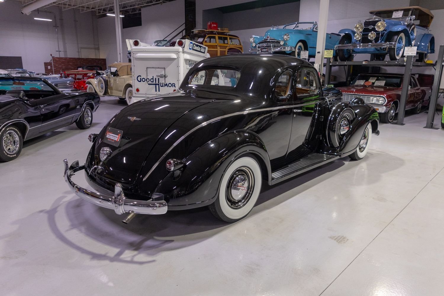 1938 Chrysler Series C-19 - Business Coupe, foto 2