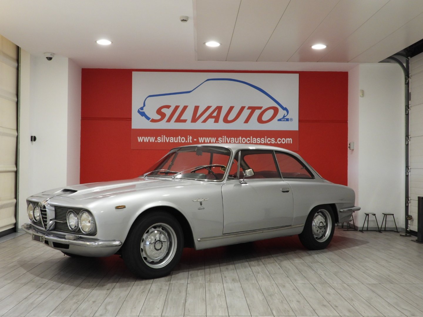 1964 Alfa Romeo 2600, foto 1