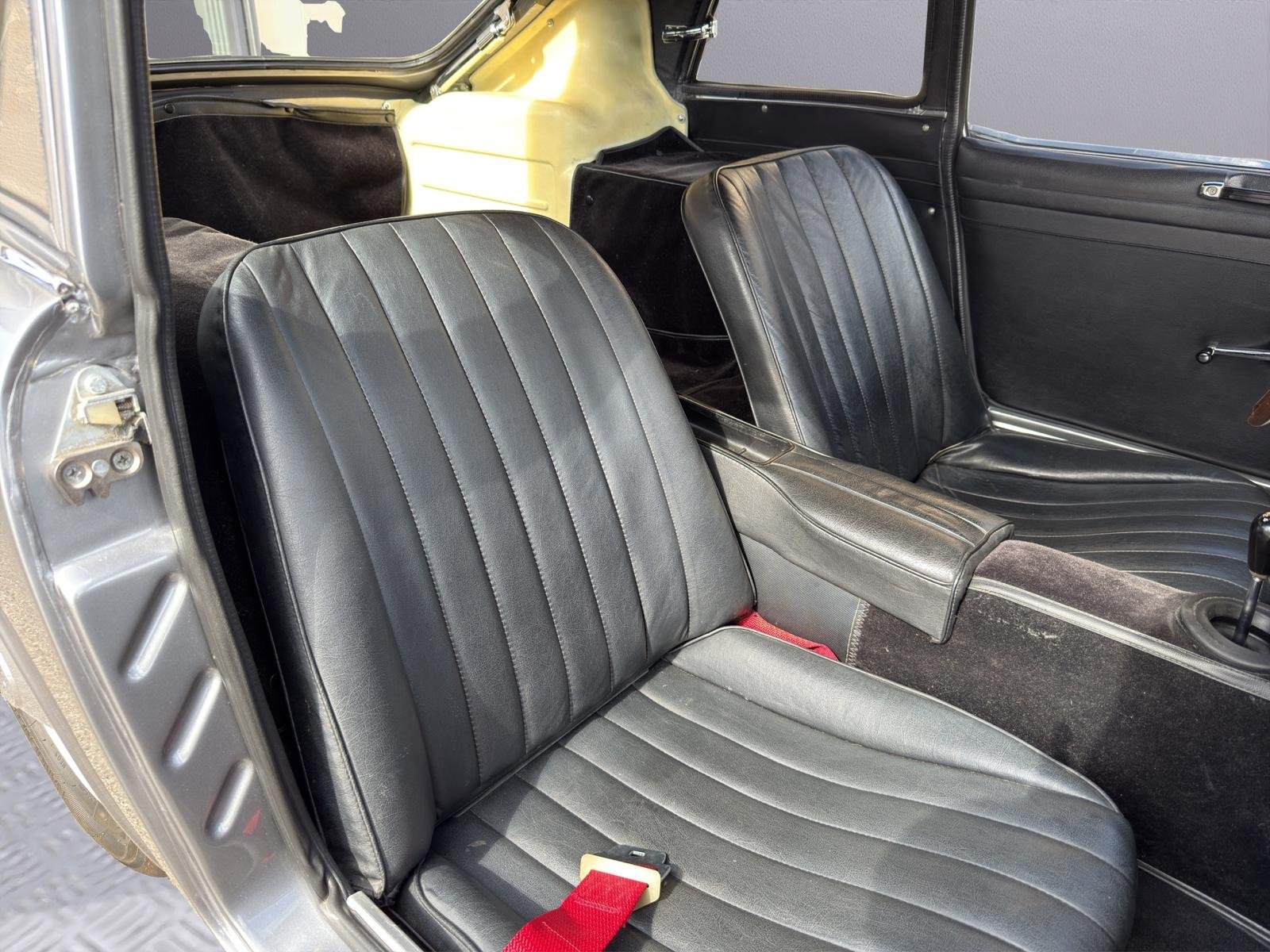 1966 Honda S600 - Full Restoration / LHD Coupé / less than 80 in LHD ever made ( 1800 total mainly in RHD), foto 12