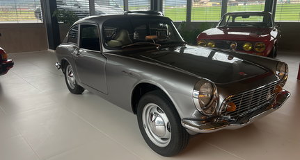 The tiny S600 and S800 were Soichiro Honda's original sportscars