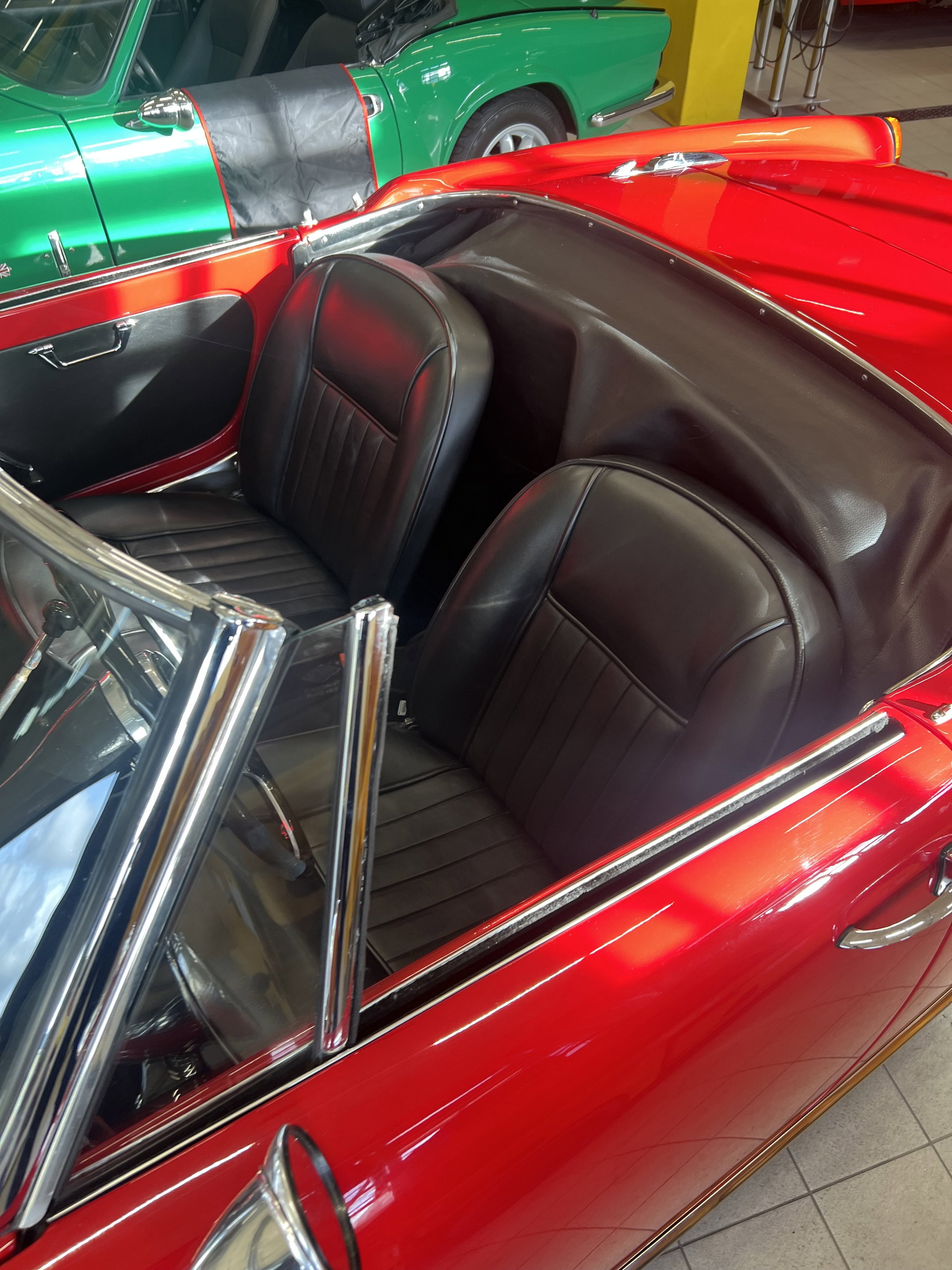 1963 Alfa Romeo Giulia - 1600 Spider — Early Tipo 101 Chassis - Fully restored to the bones., foto 10
