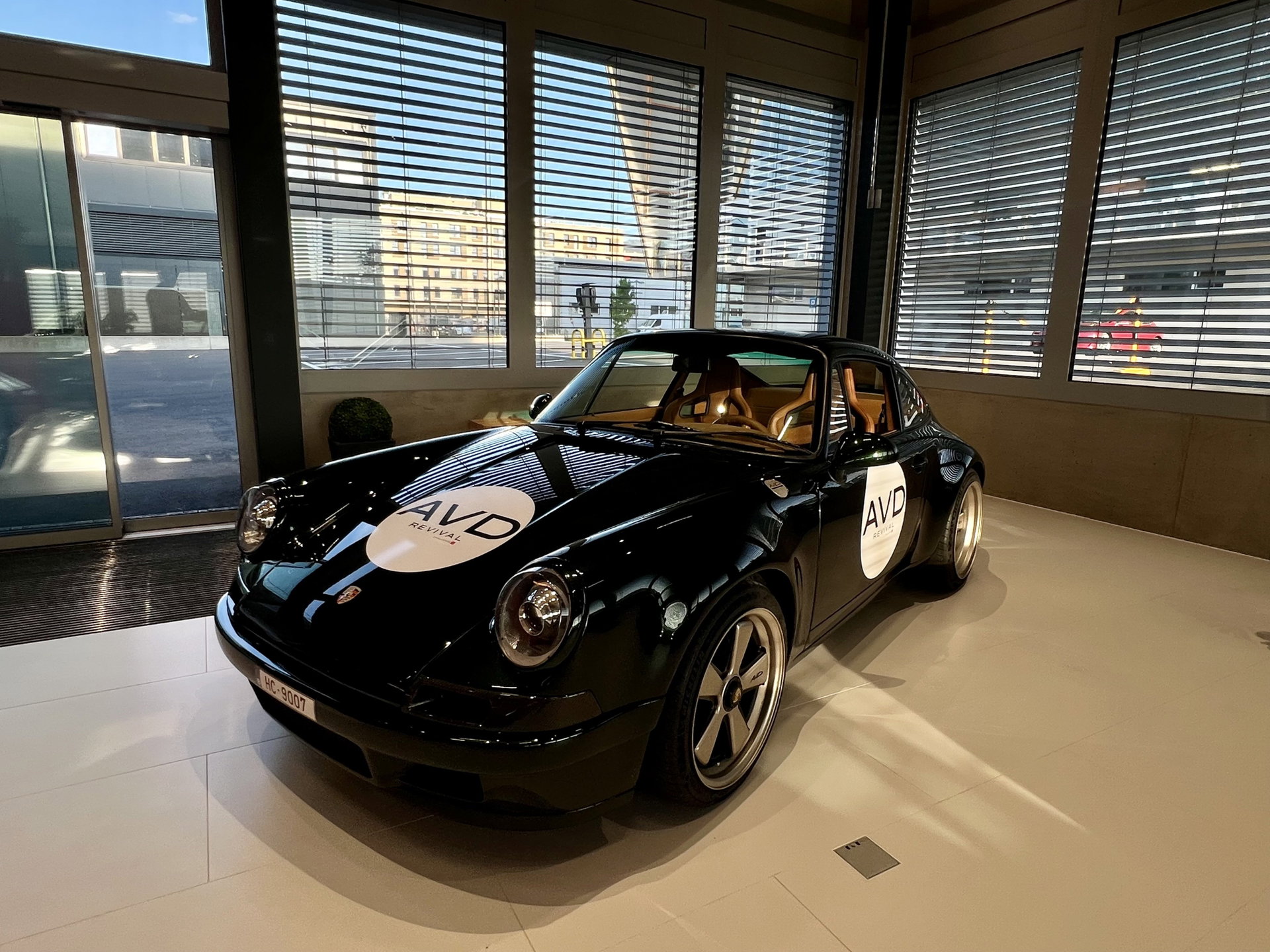 1990 Porsche 911 / 964 Carrera - Restomod AVD Revival 3,8, foto 4