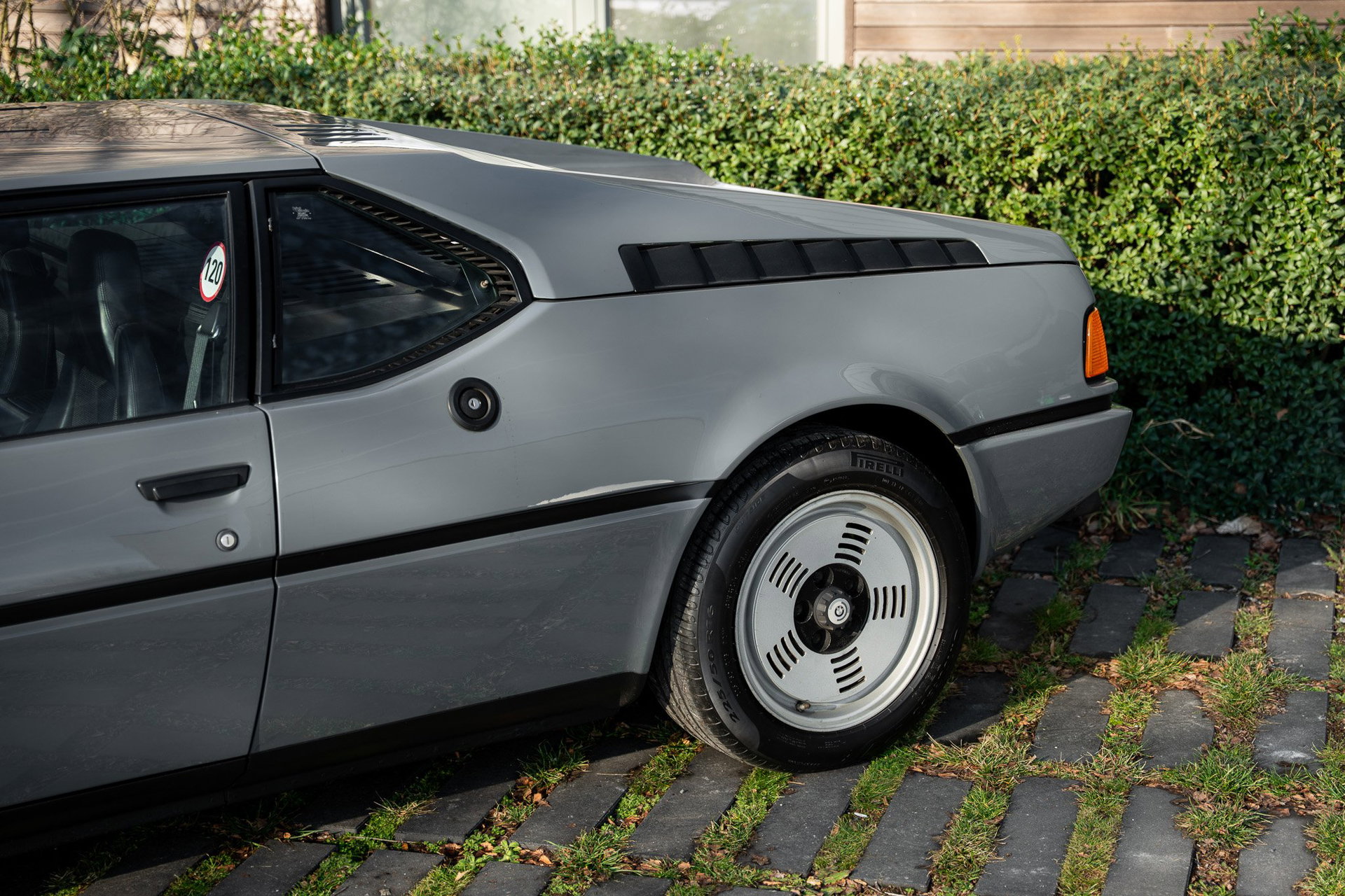 1979 BMW M1 - Chassis no. 4301043 | 1 of 4 in Grey | German delivered, foto 3