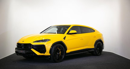 2026 Lamborghini Urus - SE 4.0 V8 MY26