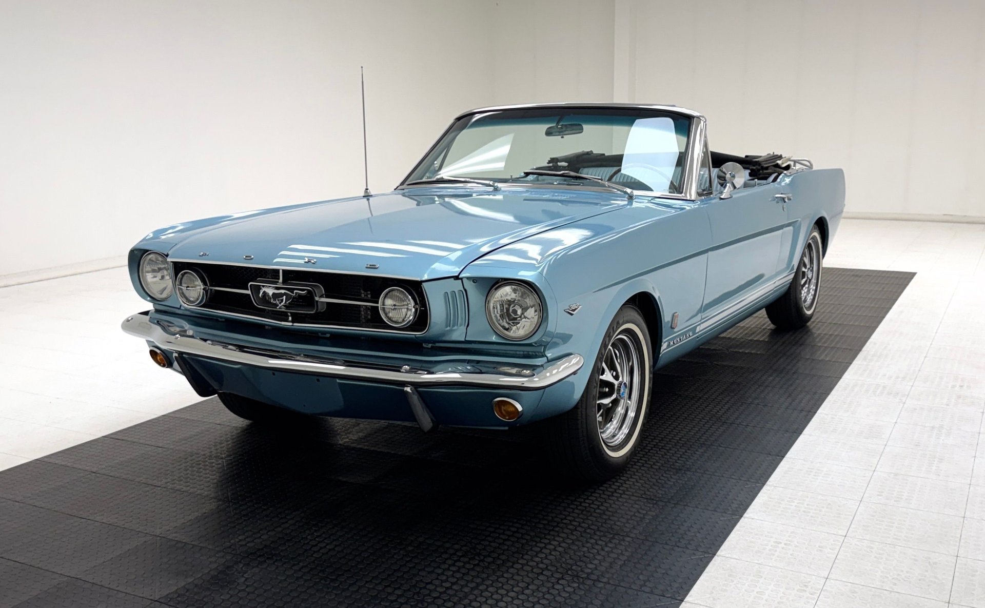 1965 Ford Mustang - Convertible, foto 2