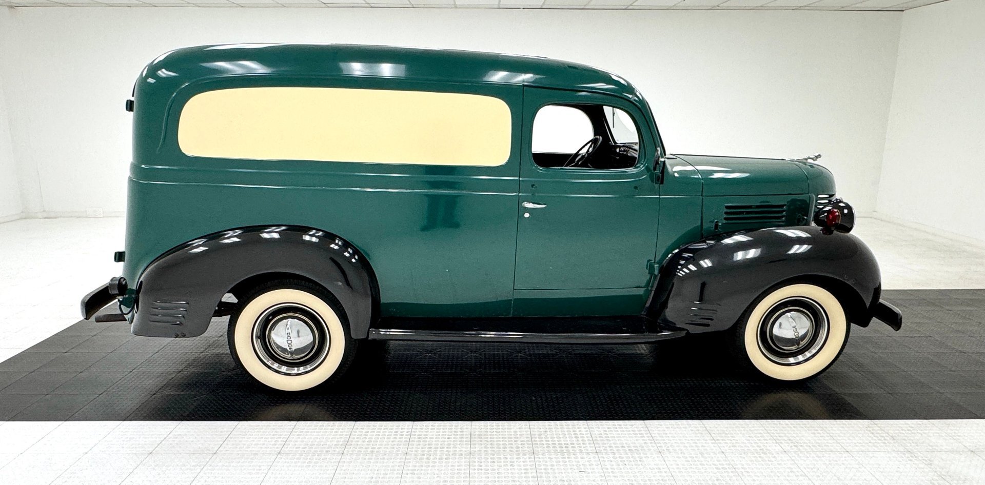 1940 Dodge VC Series - 1/2 Ton Panel Truck, foto 6
