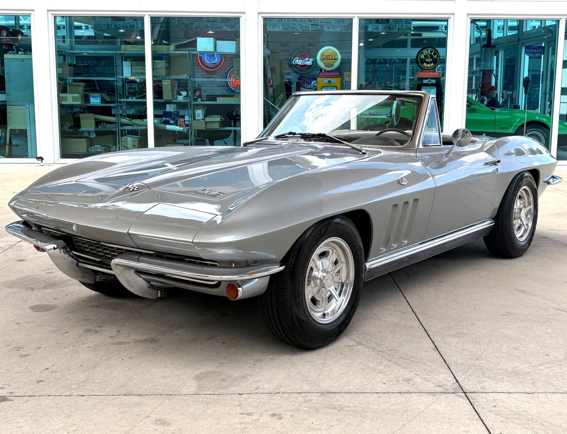 1966 Chevrolet Corvette, foto 1