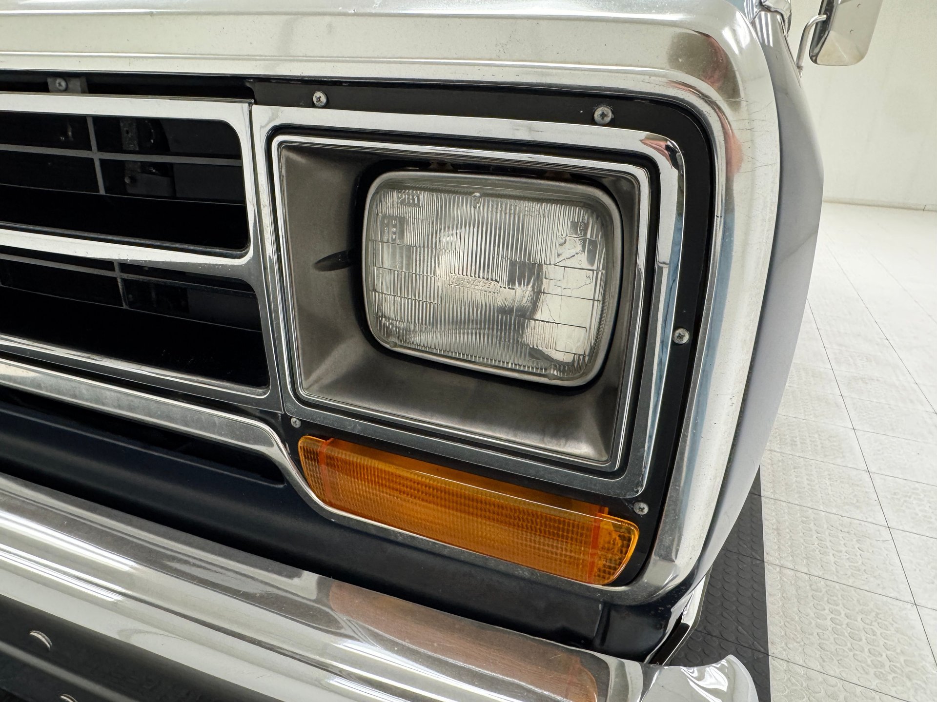 1987 Dodge RAM - 150 LE, foto 11