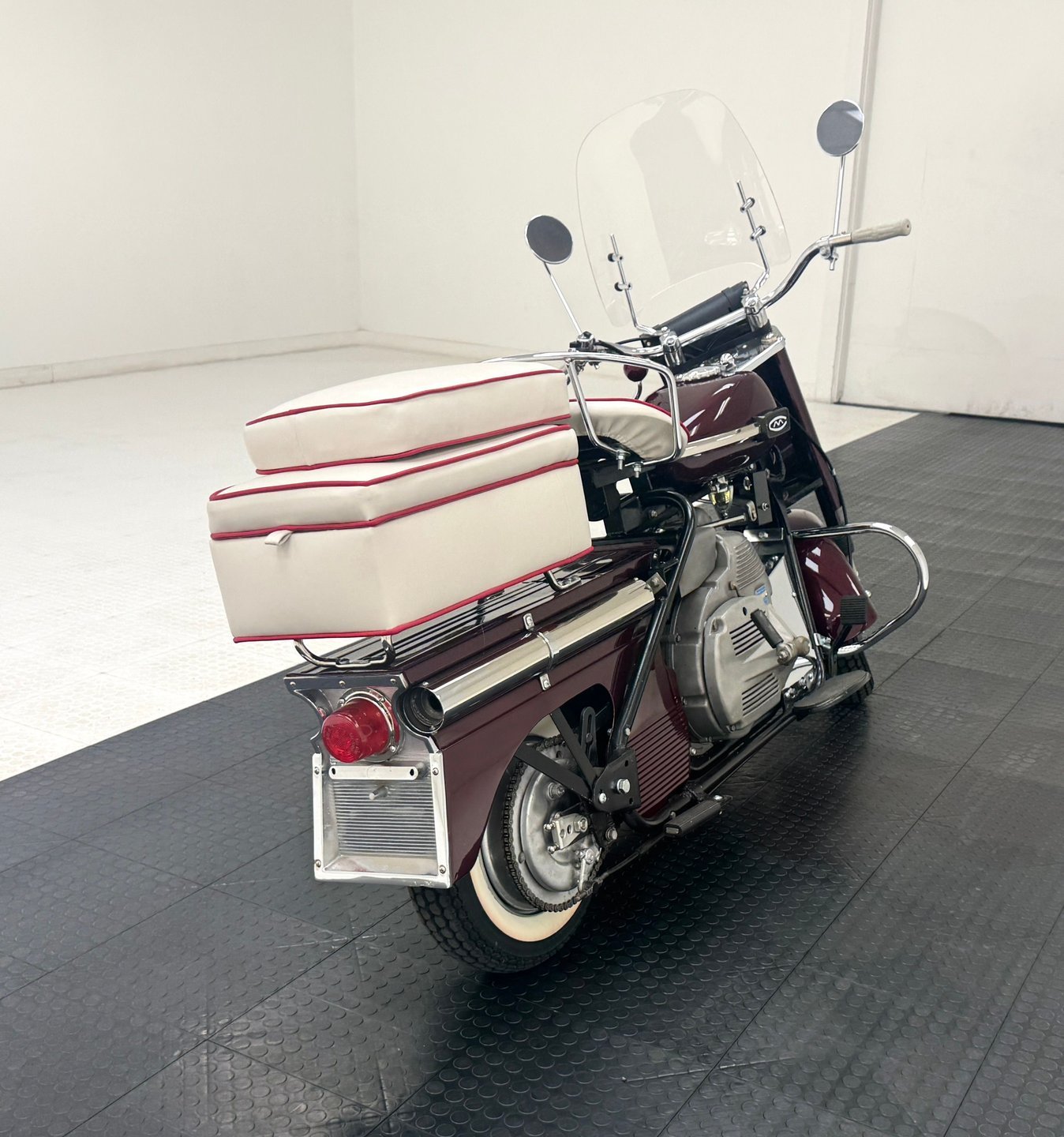 1965 Cushman Eagle, foto 4