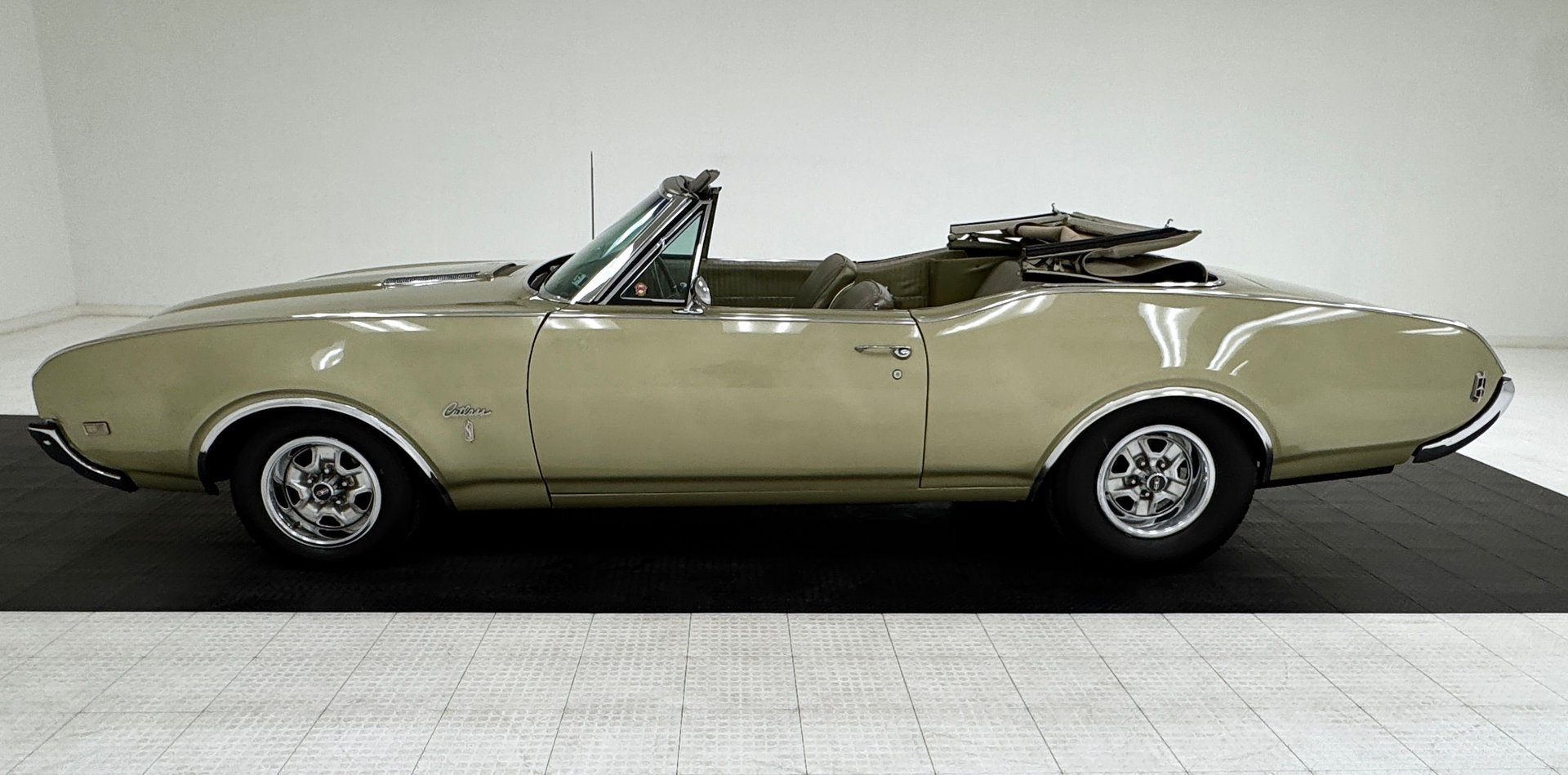 1968 Oldsmobile Cutlass - Convertible, foto 4