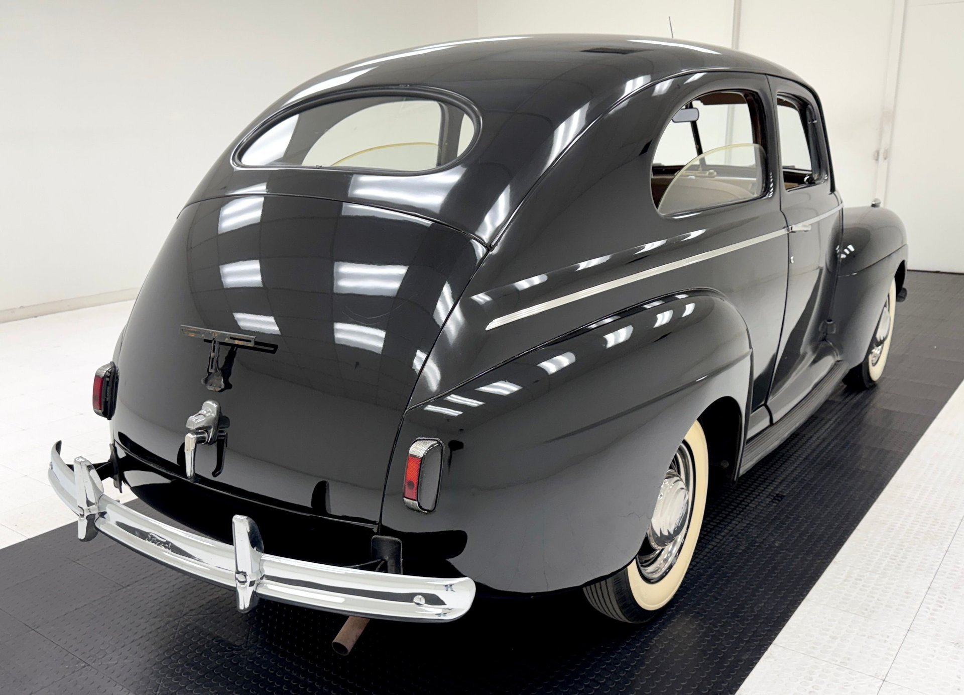 1941 Ford Tudor - Deluxe, foto 5