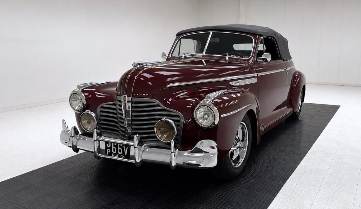 1941 Buick Model 44 - Model 44C Convertible, foto 1