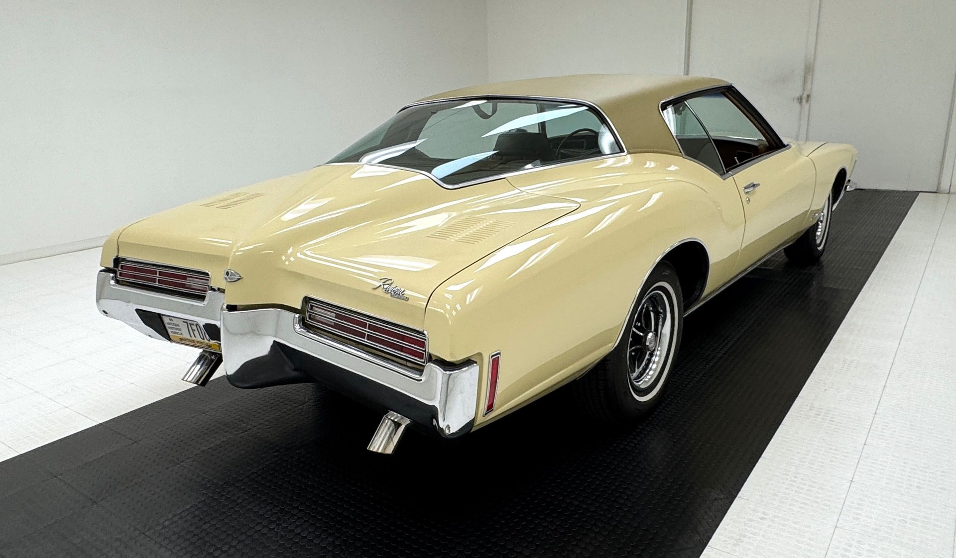 1971 Buick Riviera - Hardtop, foto 5