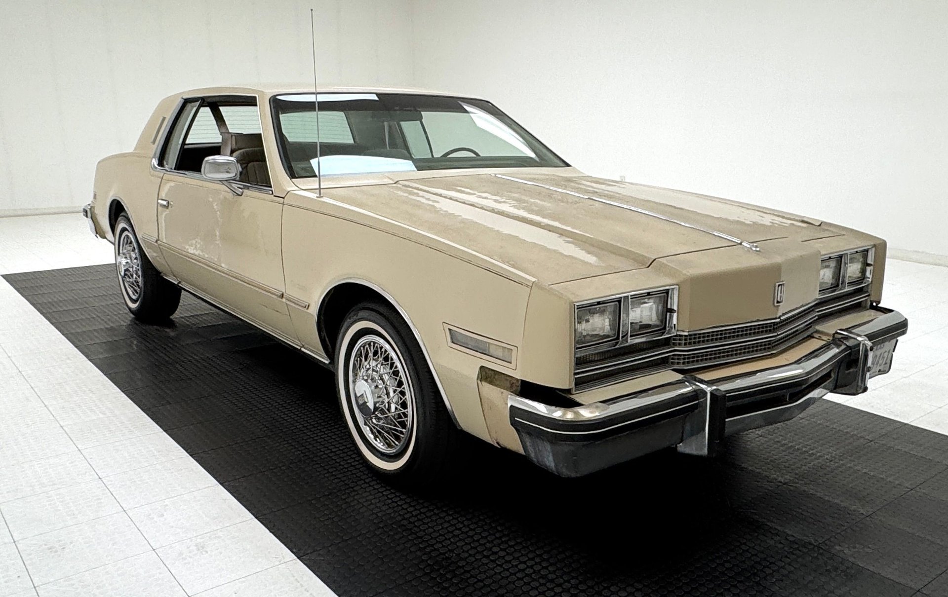 1985 Oldsmobile Toronado - Brougham 2 Door Hardtop, foto 7