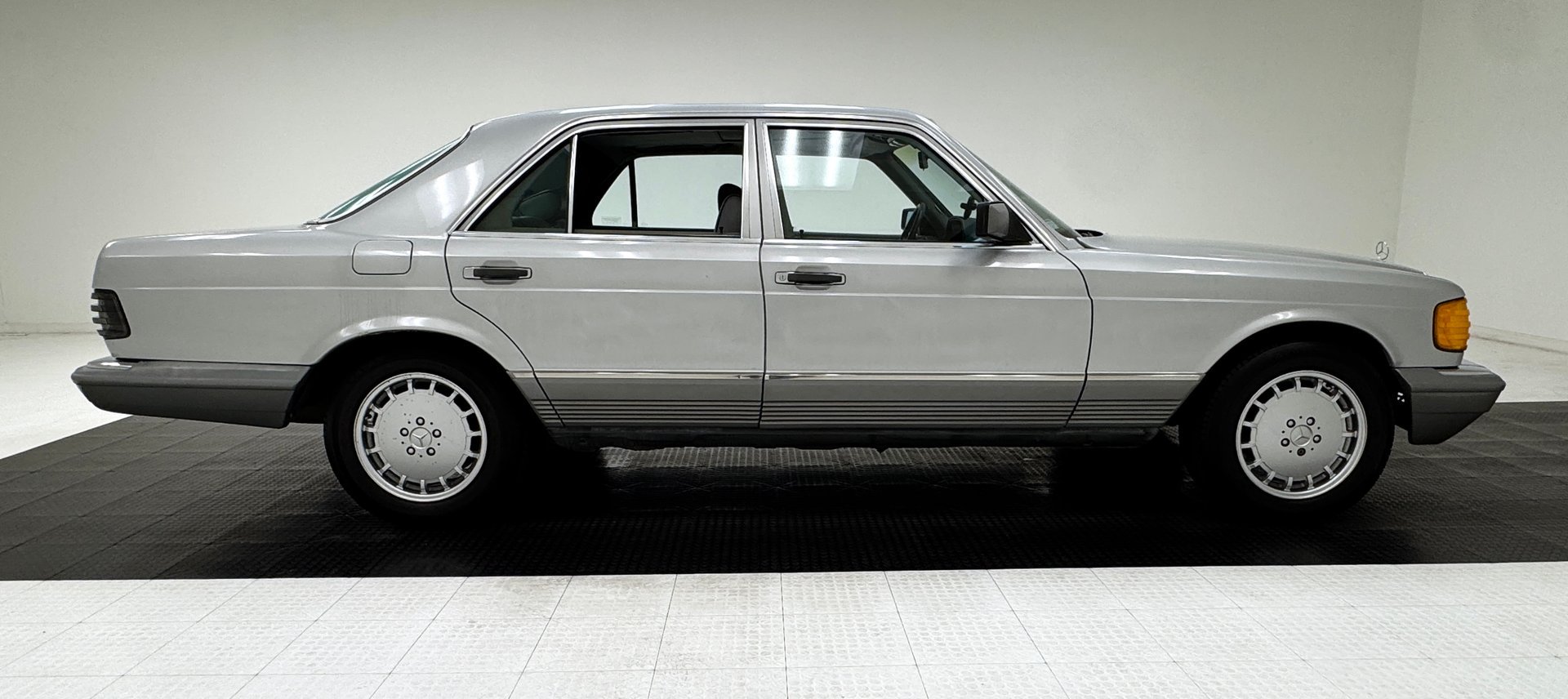 1984 Mercedes-Benz S-Class - Sedan, foto 6