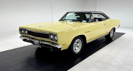 Plymouth Satellite