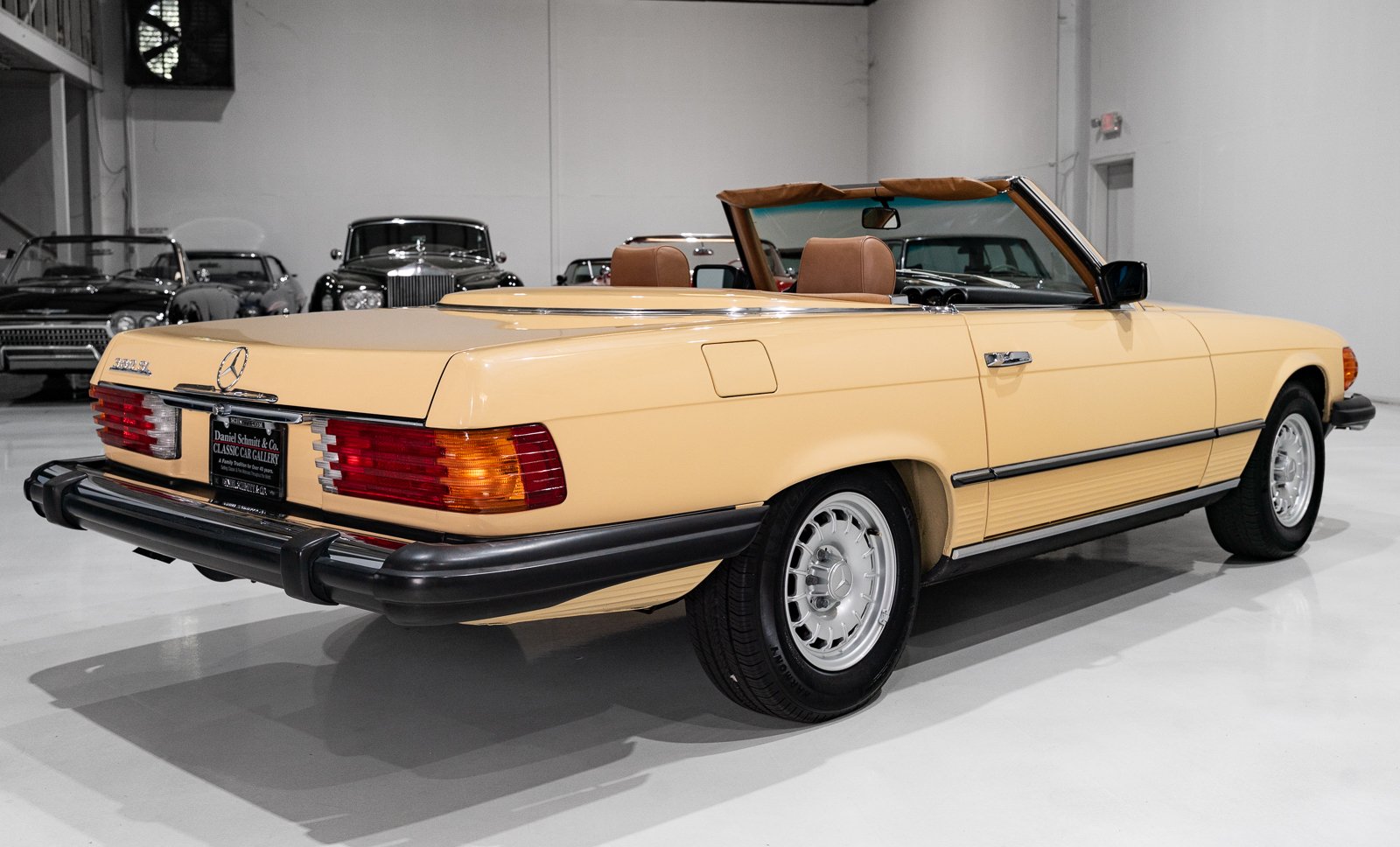 1984 Mercedes-Benz SL - ROADSTER (ONLY 11,540 MILES) ONLY 11,540 MILES, foto 11