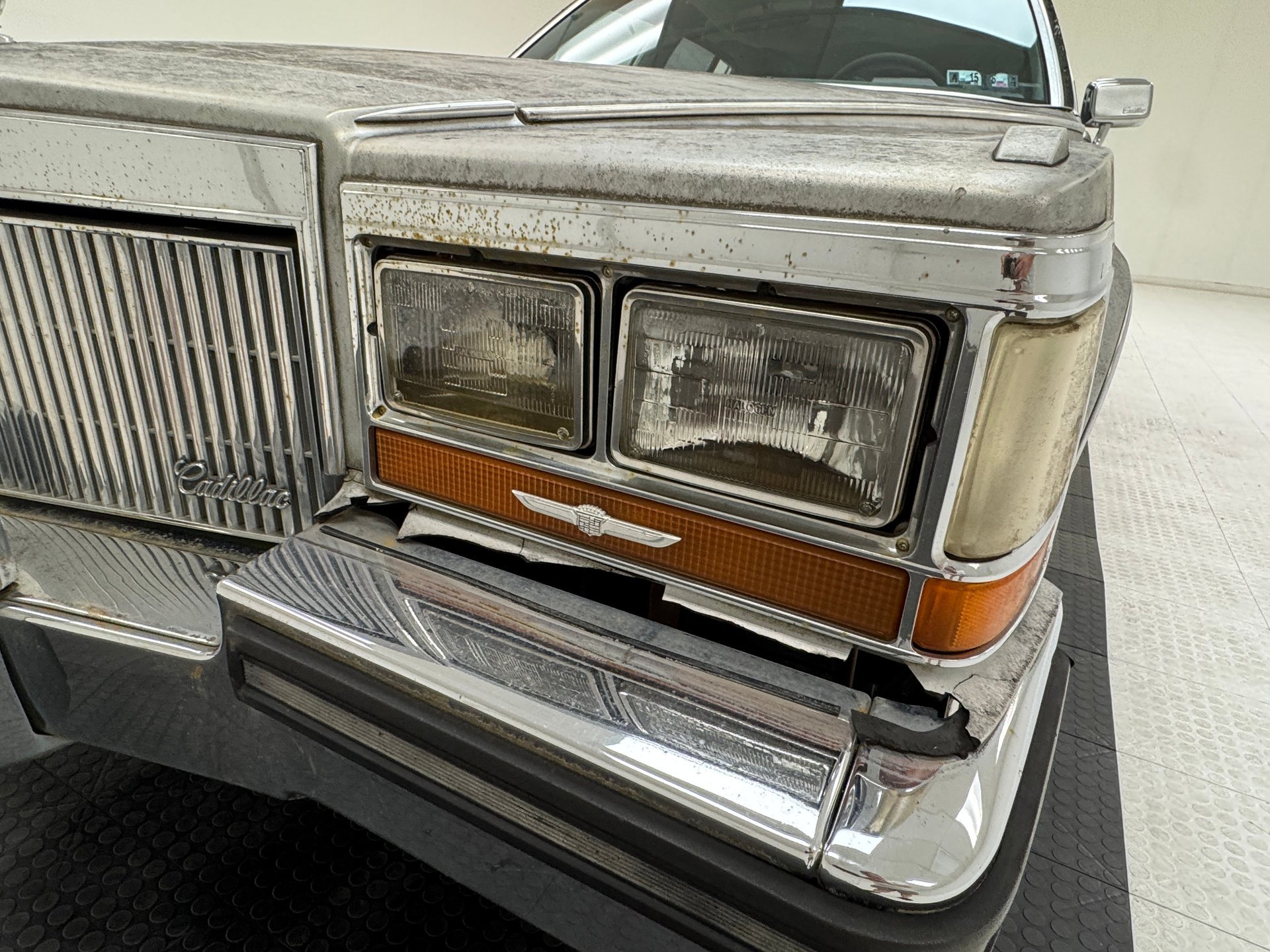 1989 Cadillac Fleetwood - 4 Door Sedan, foto 11