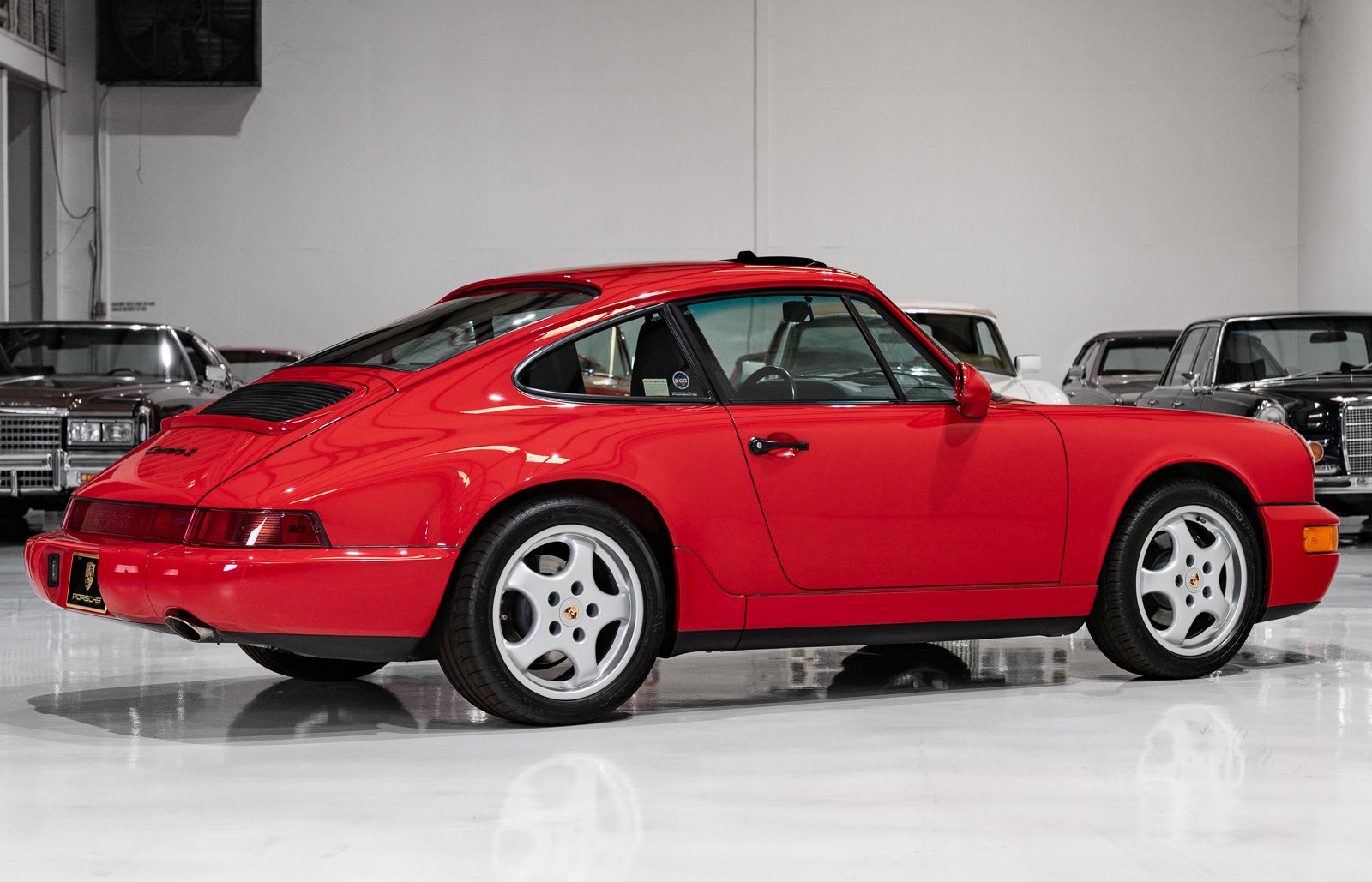 1992 Porsche 911 / 964 Carrera - CARRERA 2 SUNROOF COUPE (FIVE-SPEED MANUAL) FIVE-SPEED MANUAL, foto 6