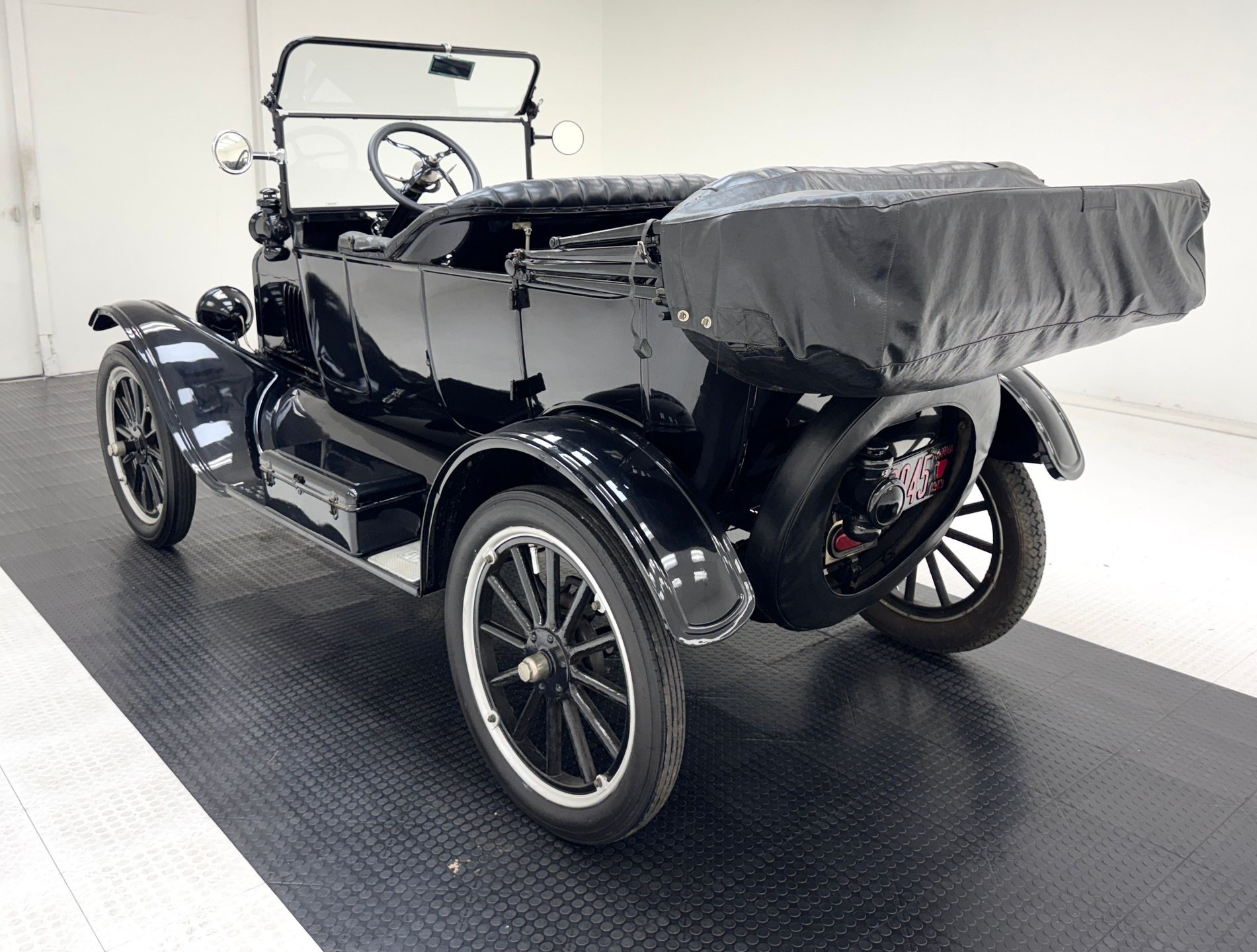1919 Ford Model T - Touring Sedan, foto 6