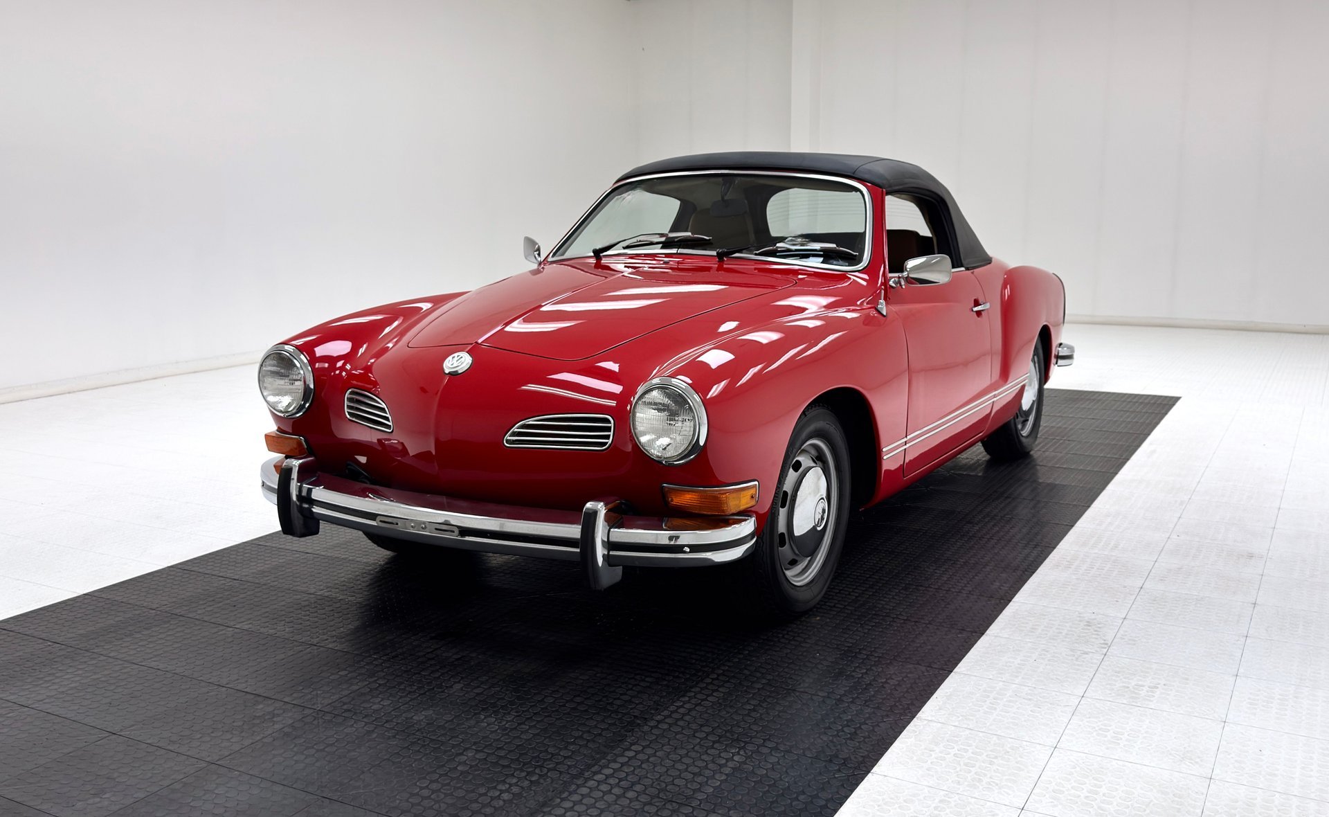 1973 VW Karmann Ghia - Convertible, foto 1
