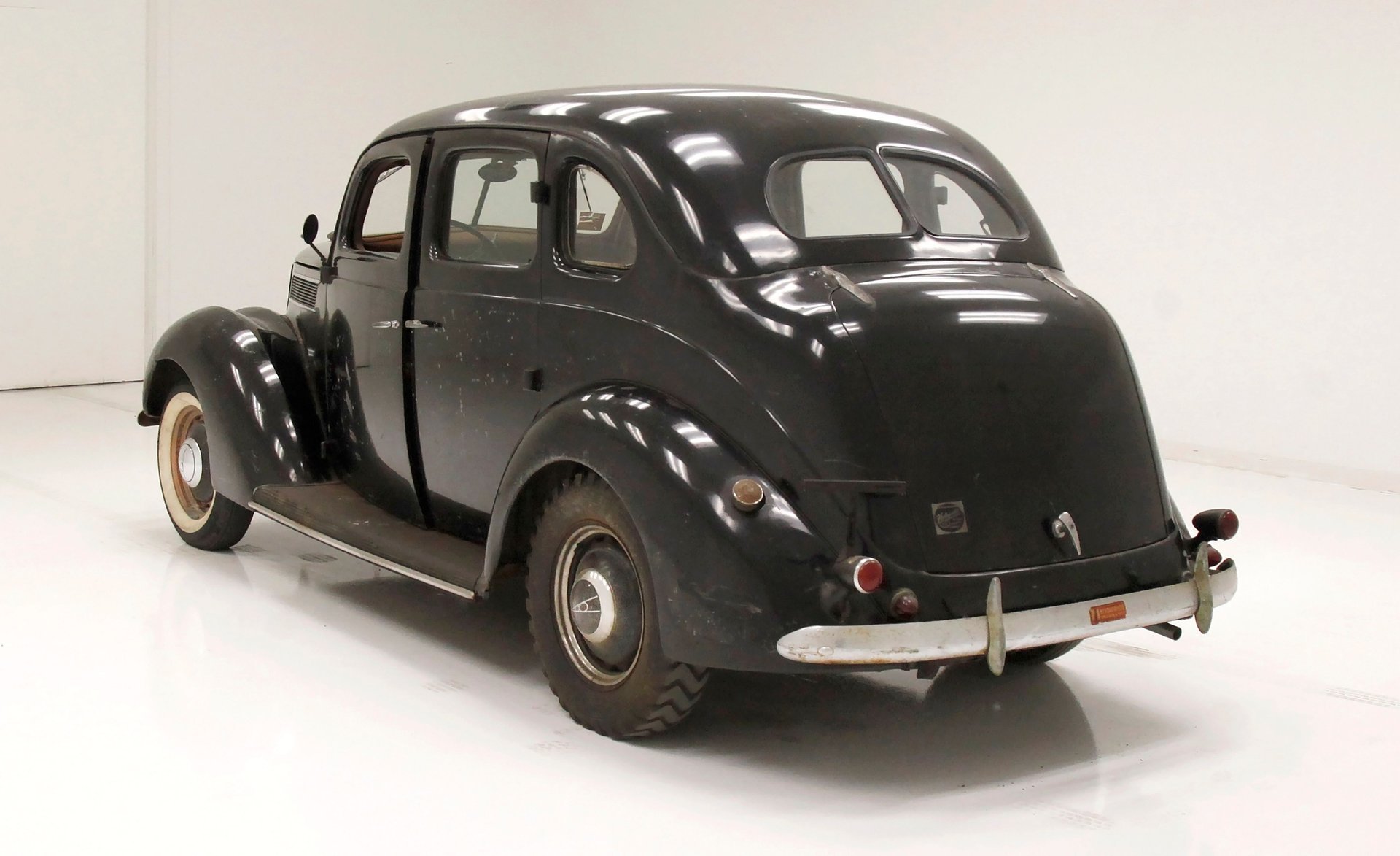 1937 Ford Sedan, foto 3