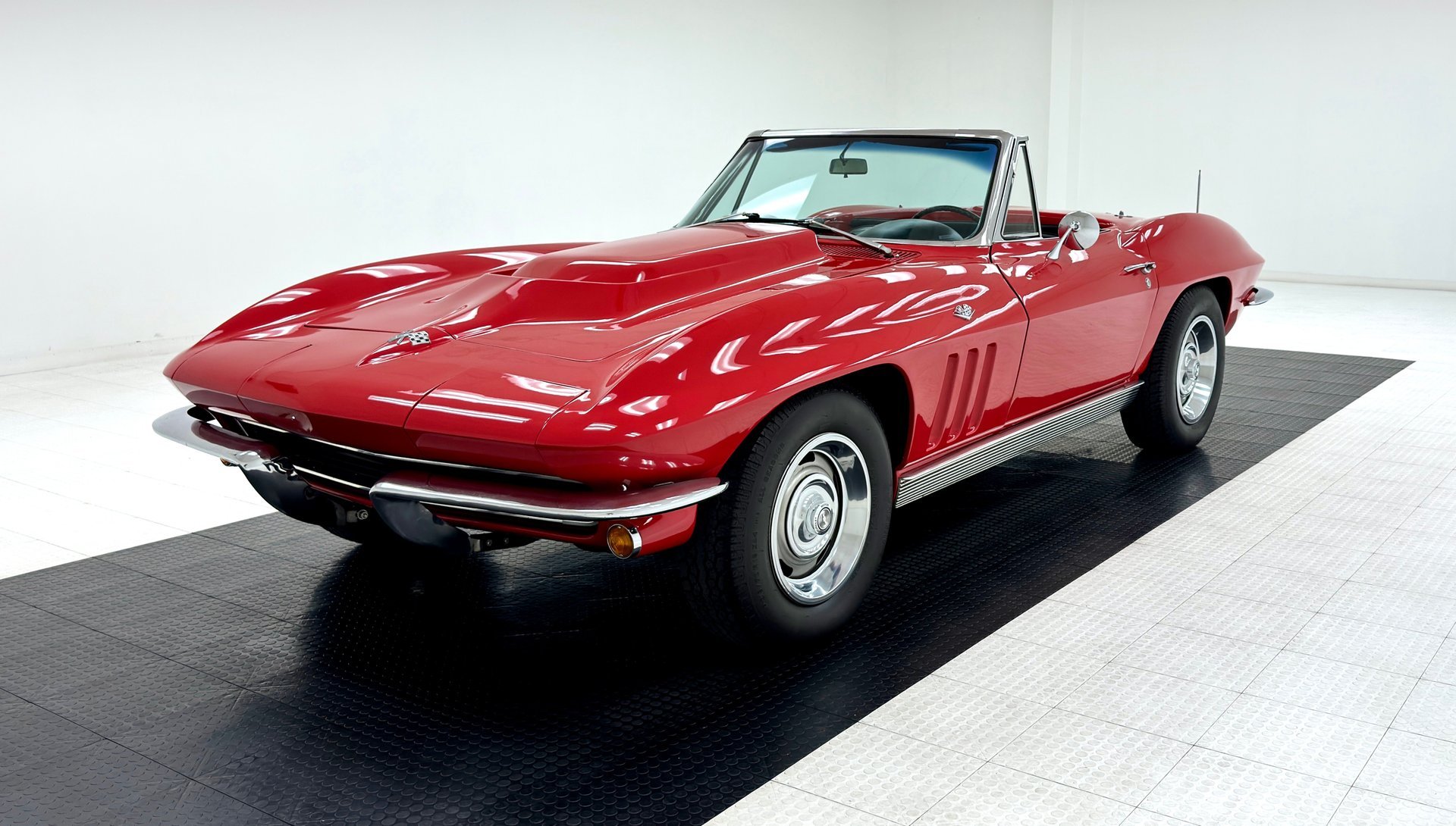 1965 Chevrolet Corvette - Convertible, foto 2
