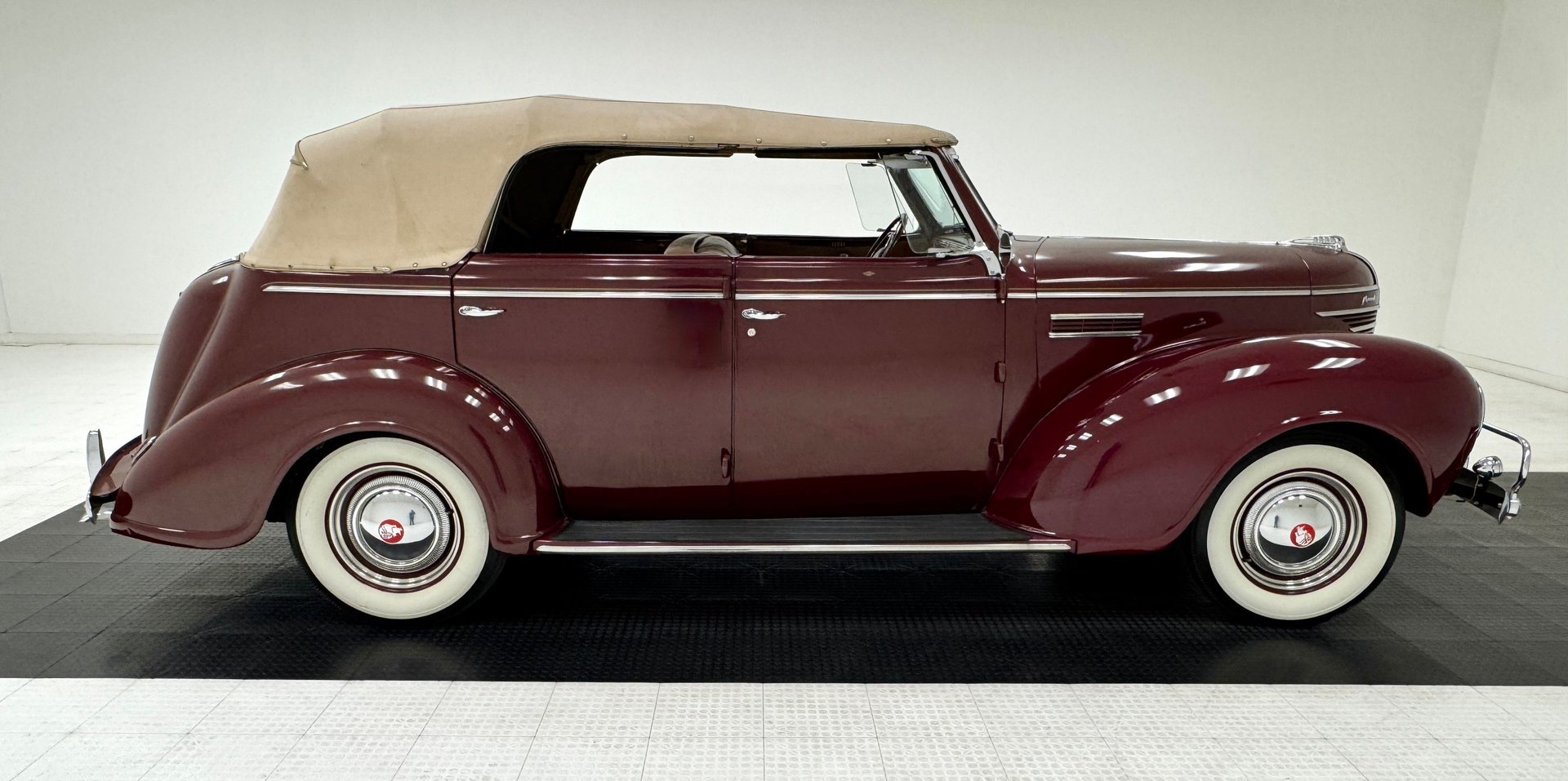 1939 Plymouth P8 - Convertible Sedan, foto 9
