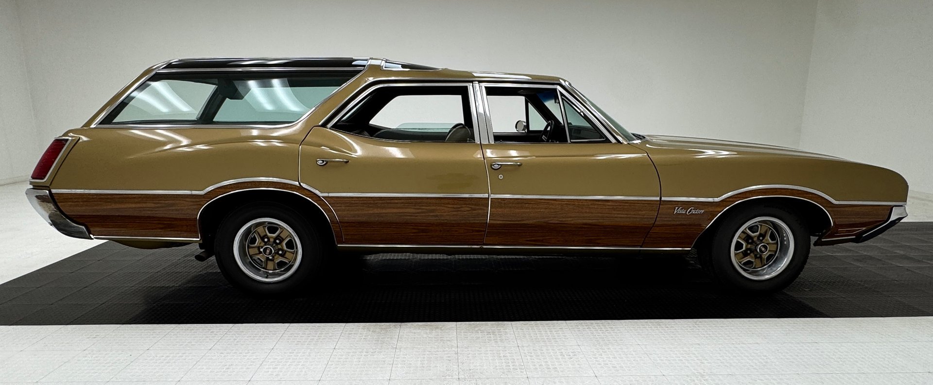 1970 Oldsmobile Vista Cruiser - Station Wagon, foto 6