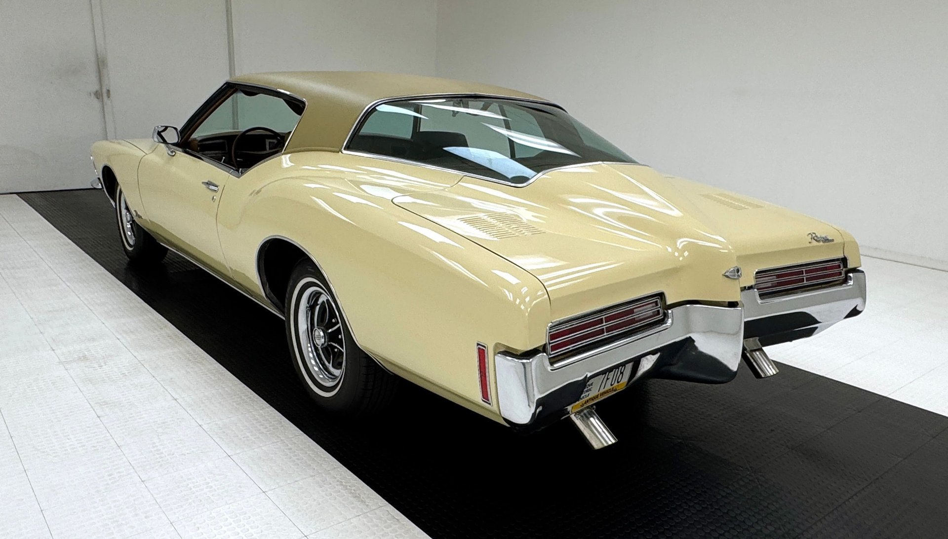 1971 Buick Riviera - Hardtop, foto 3