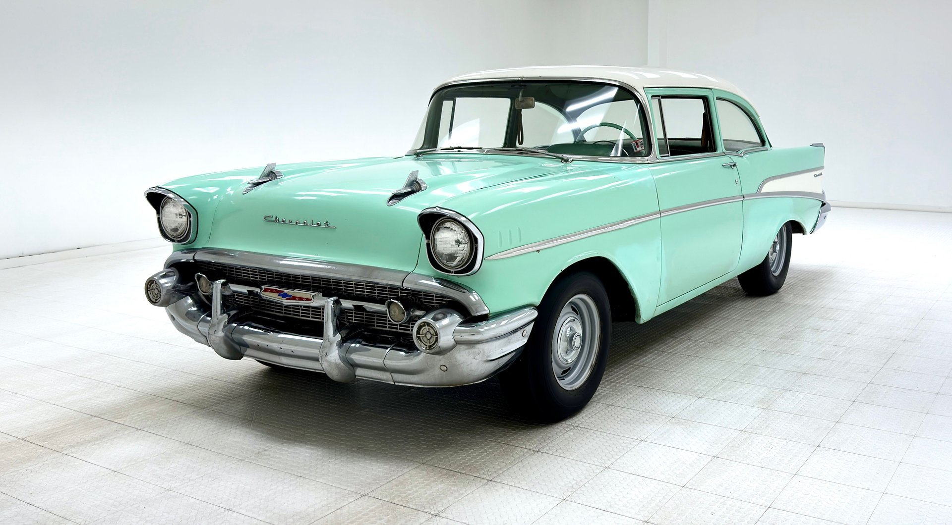 1957 Chevrolet 210 - 2-Door Sedan, foto 1