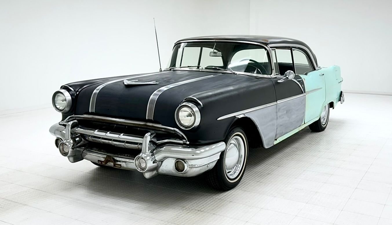 1956 Pontiac Chieftain de Luxe - Catalina 4 Door Hardtop, foto 1