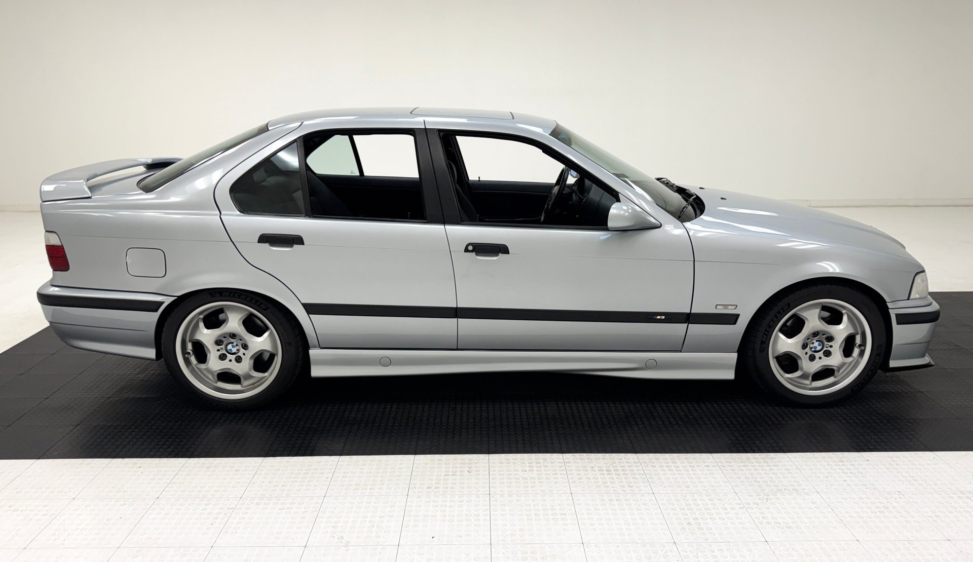 1998 BMW M3 - 4 Door Sedan, foto 6