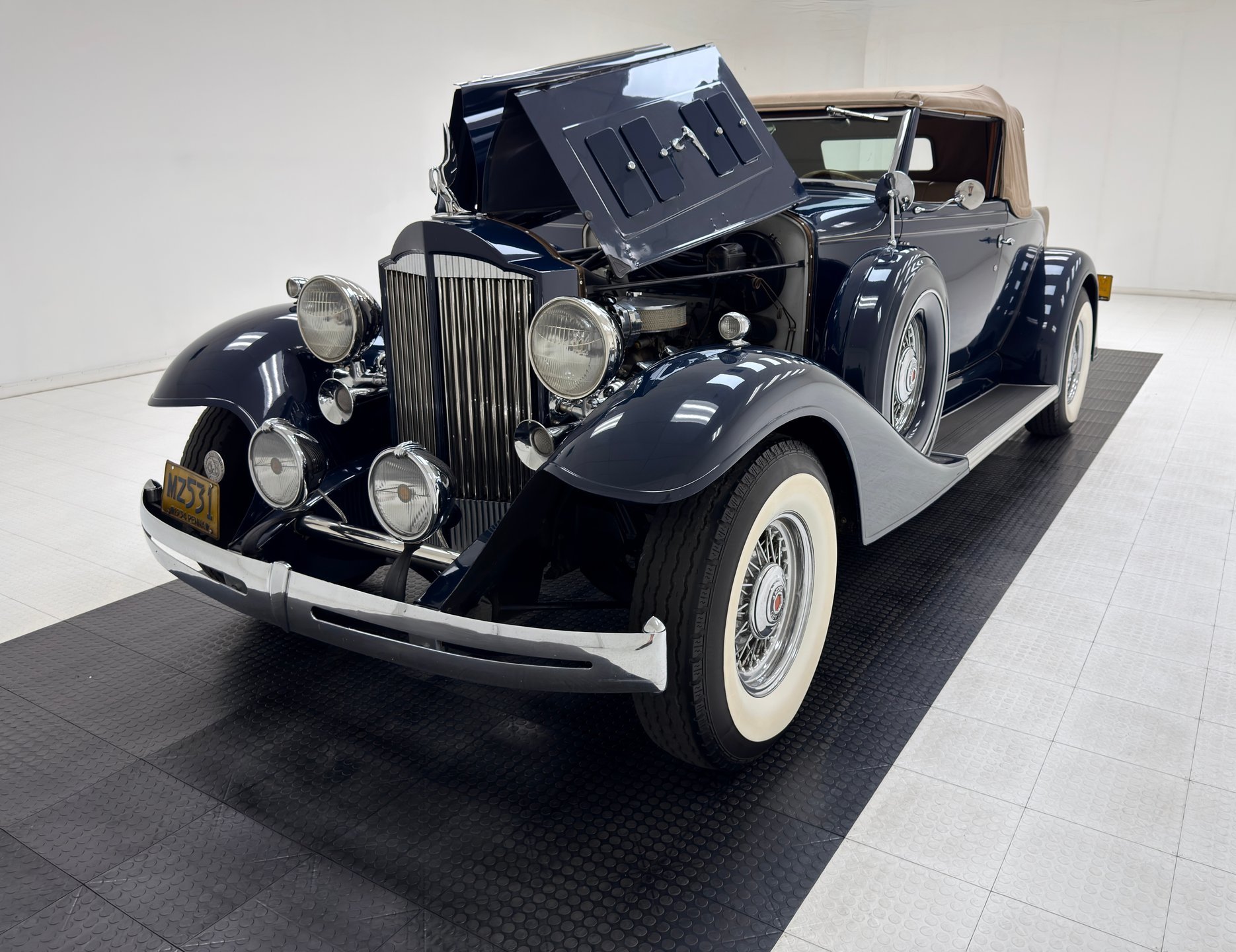 1934 Packard Single Eight - 1101 Convertible Replica, foto 2