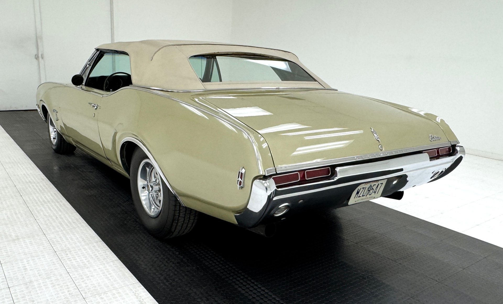 1968 Oldsmobile Cutlass - Convertible, foto 5