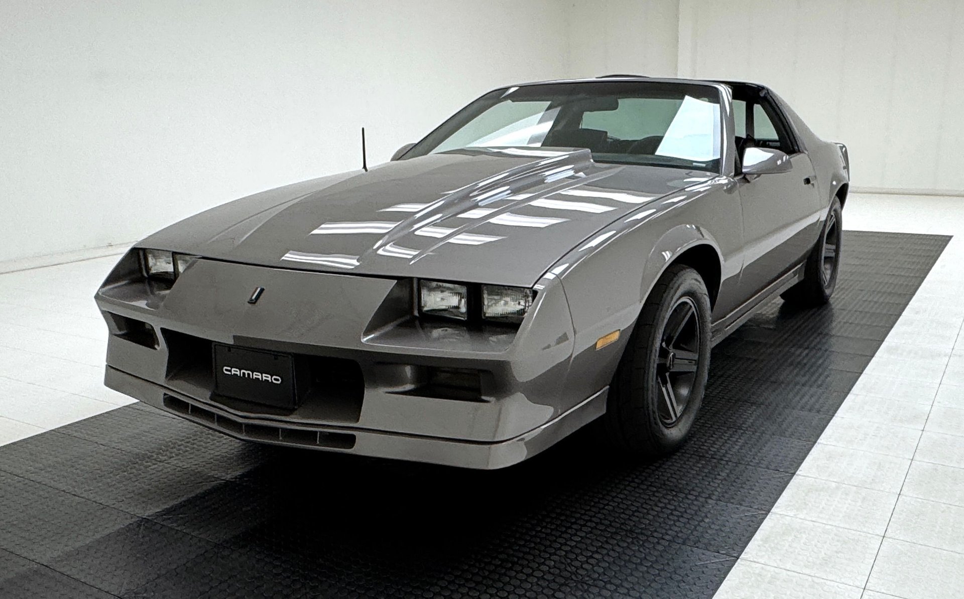 1984 Chevrolet Camaro - Z28 Coupe, foto 2