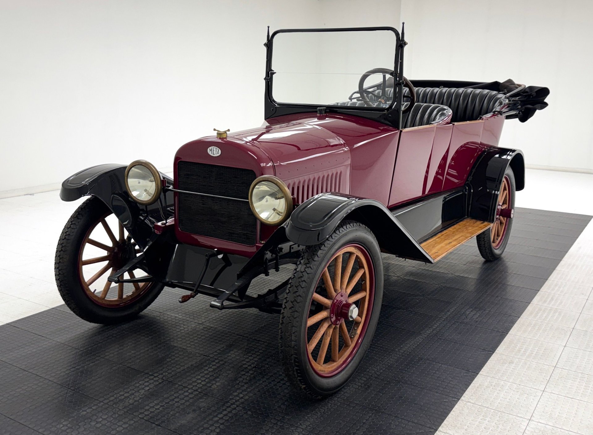 1917 Metz 25 HP - Touring, foto 2