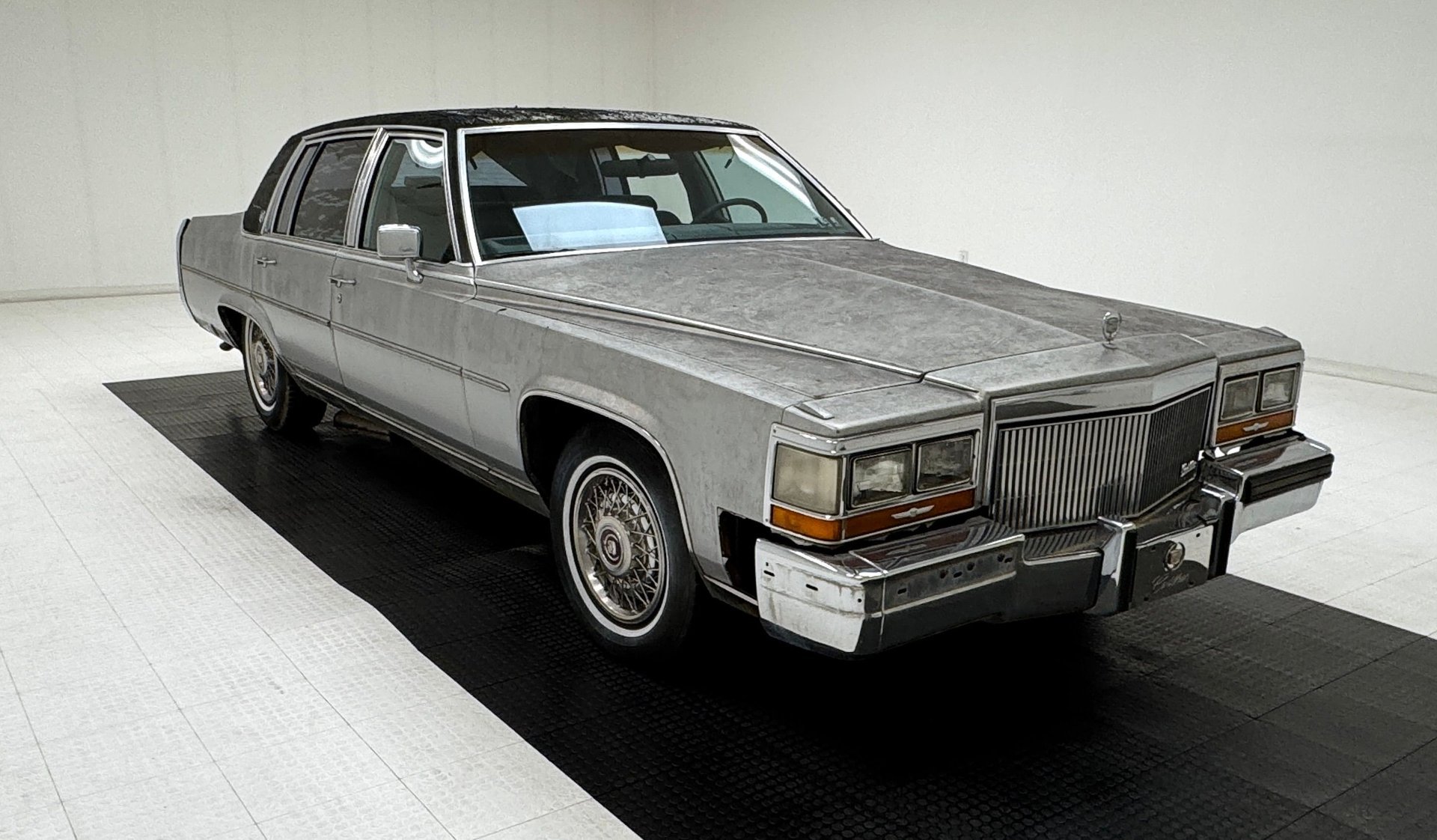 1989 Cadillac Fleetwood - 4 Door Sedan, foto 7