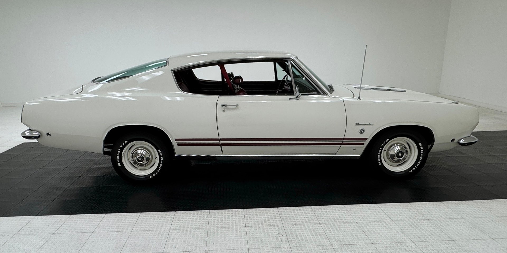 1968 Plymouth Barracuda - Formula S Fastback Tribute, foto 6