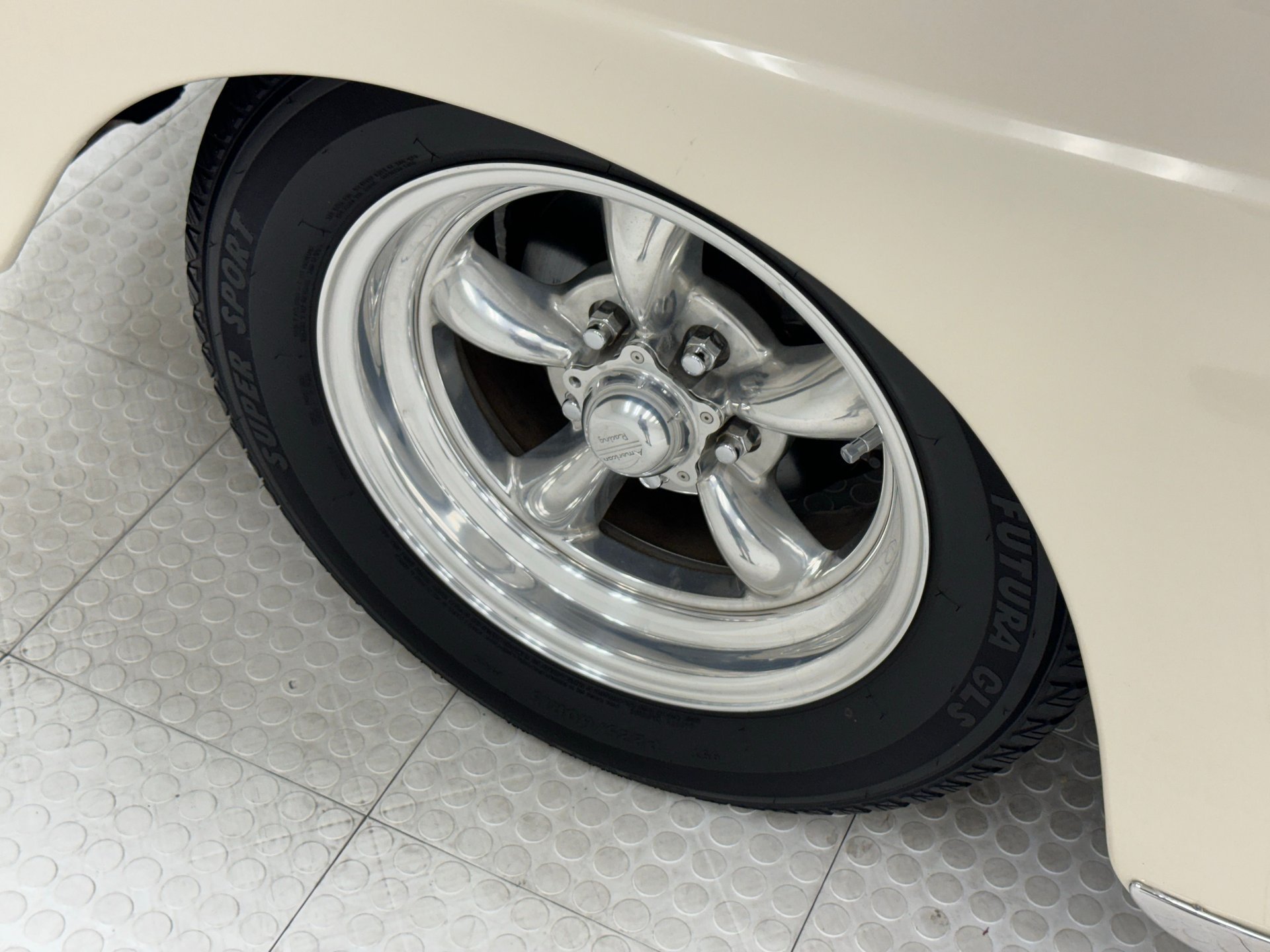 1948 Ford Super Deluxe - Coupe, foto 11