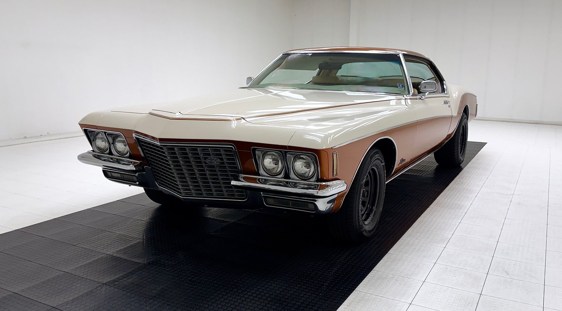1972 Buick Riviera - Hardtop, foto 1