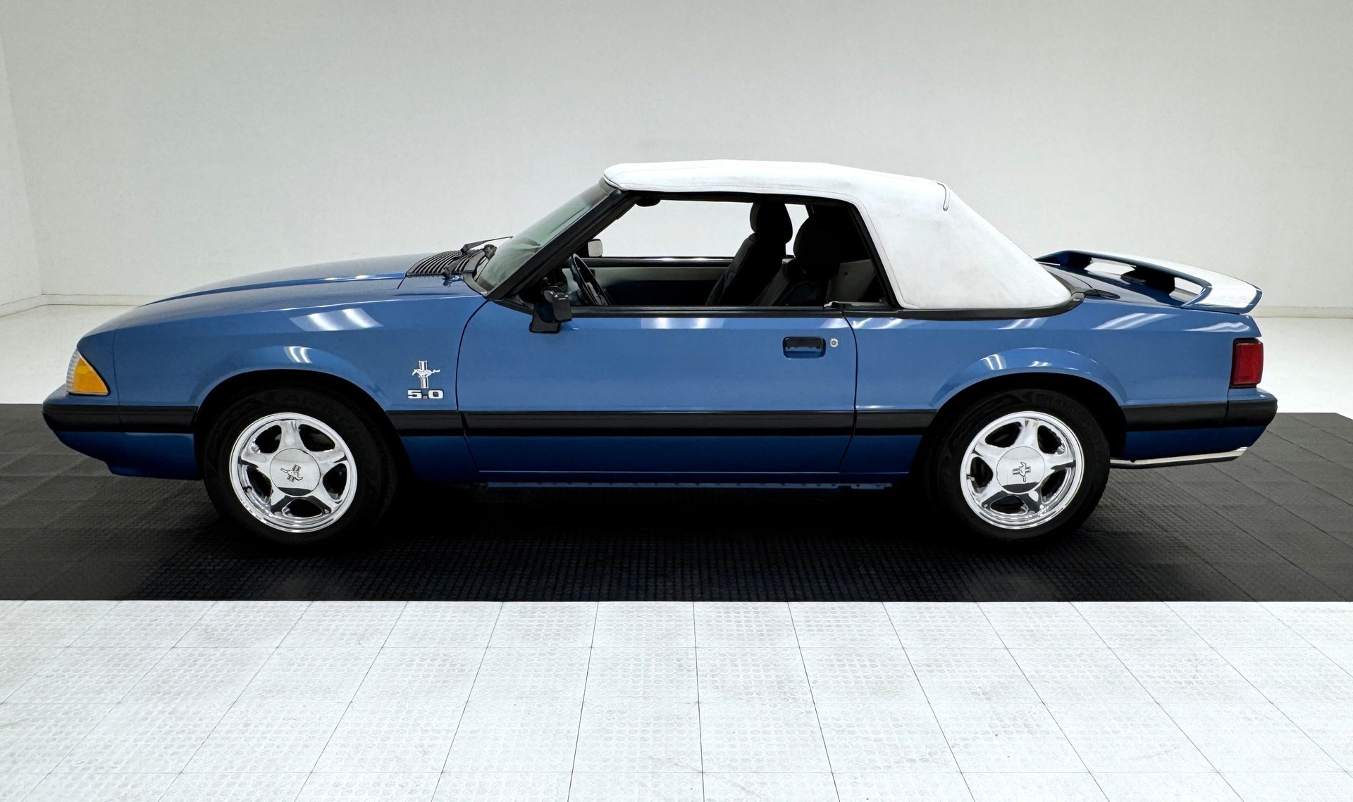 1989 Ford Mustang - LX Convertible, foto 3