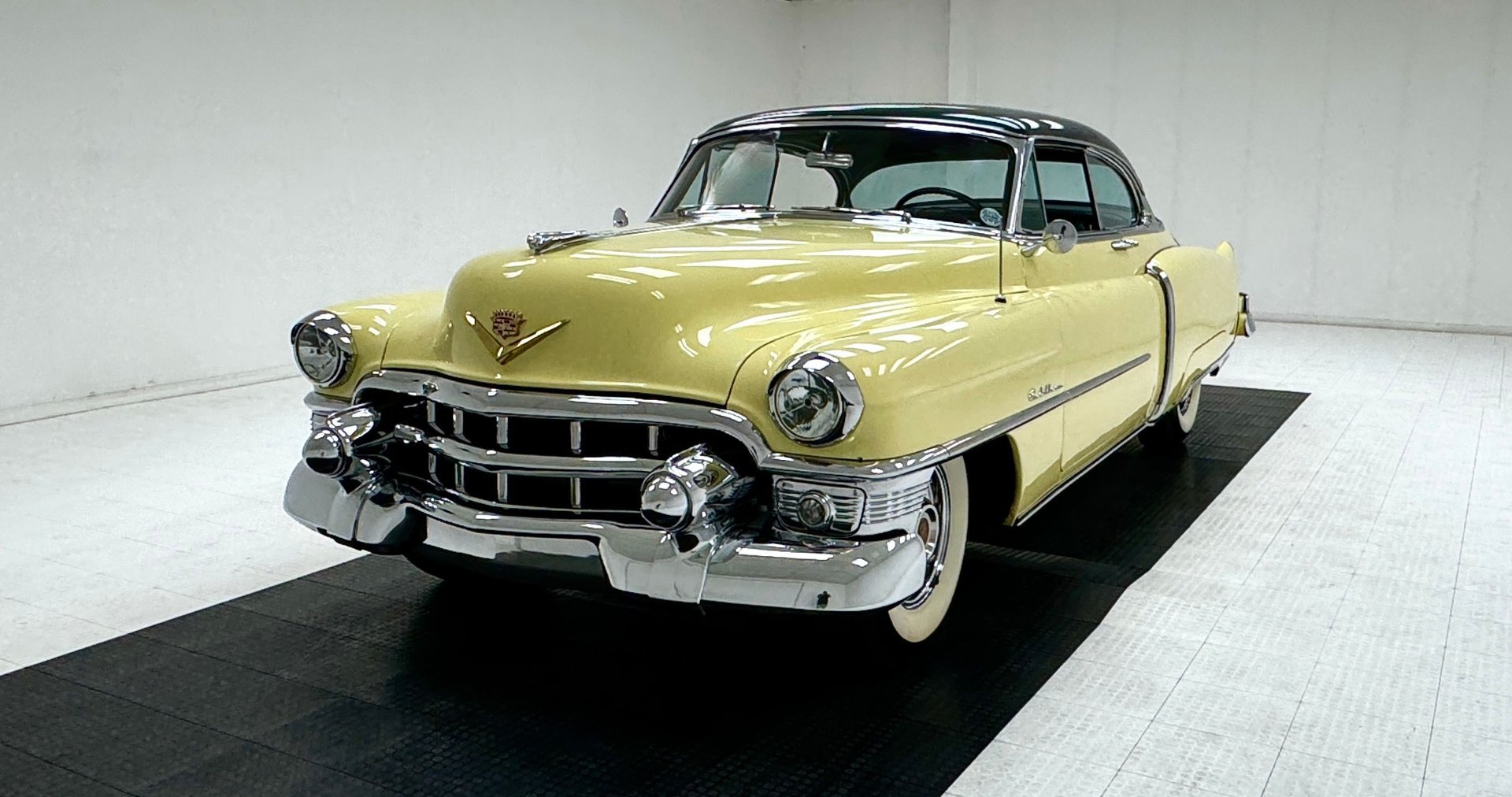 1953 Cadillac Series 62 - Coupe Deville, foto 1