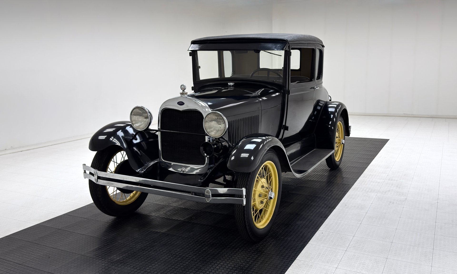 1929 Ford Model A - Standard Coupe, foto 1