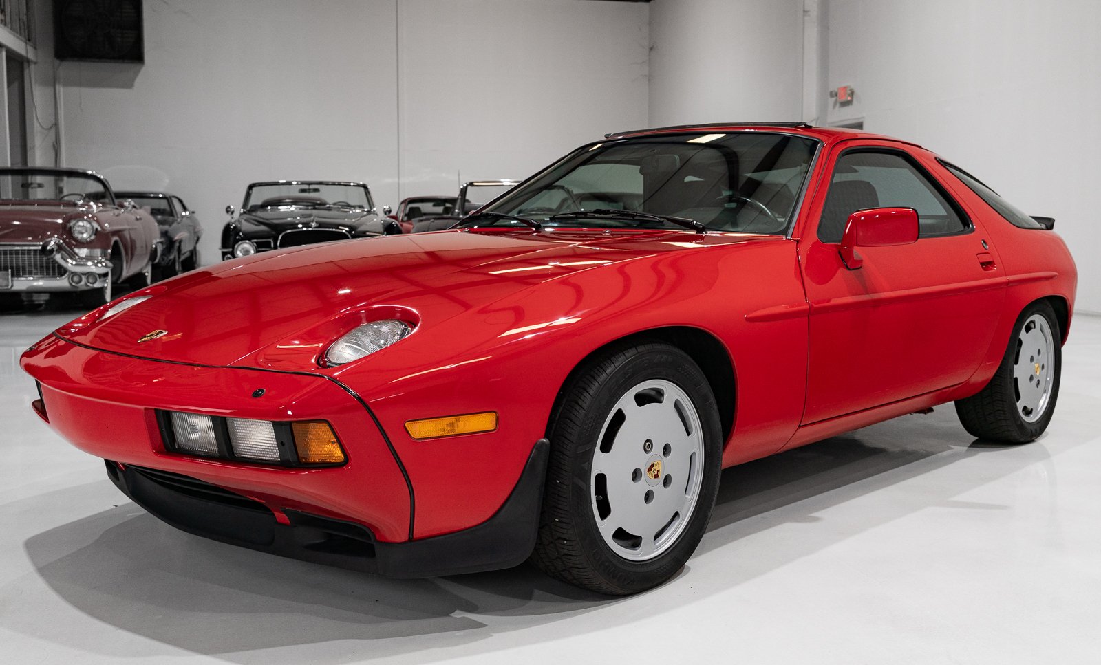1986 Porsche 928 - S SUNROOF COUPE (ONLY 18,018 MILES) ONLY 18,018 MILES, foto 3